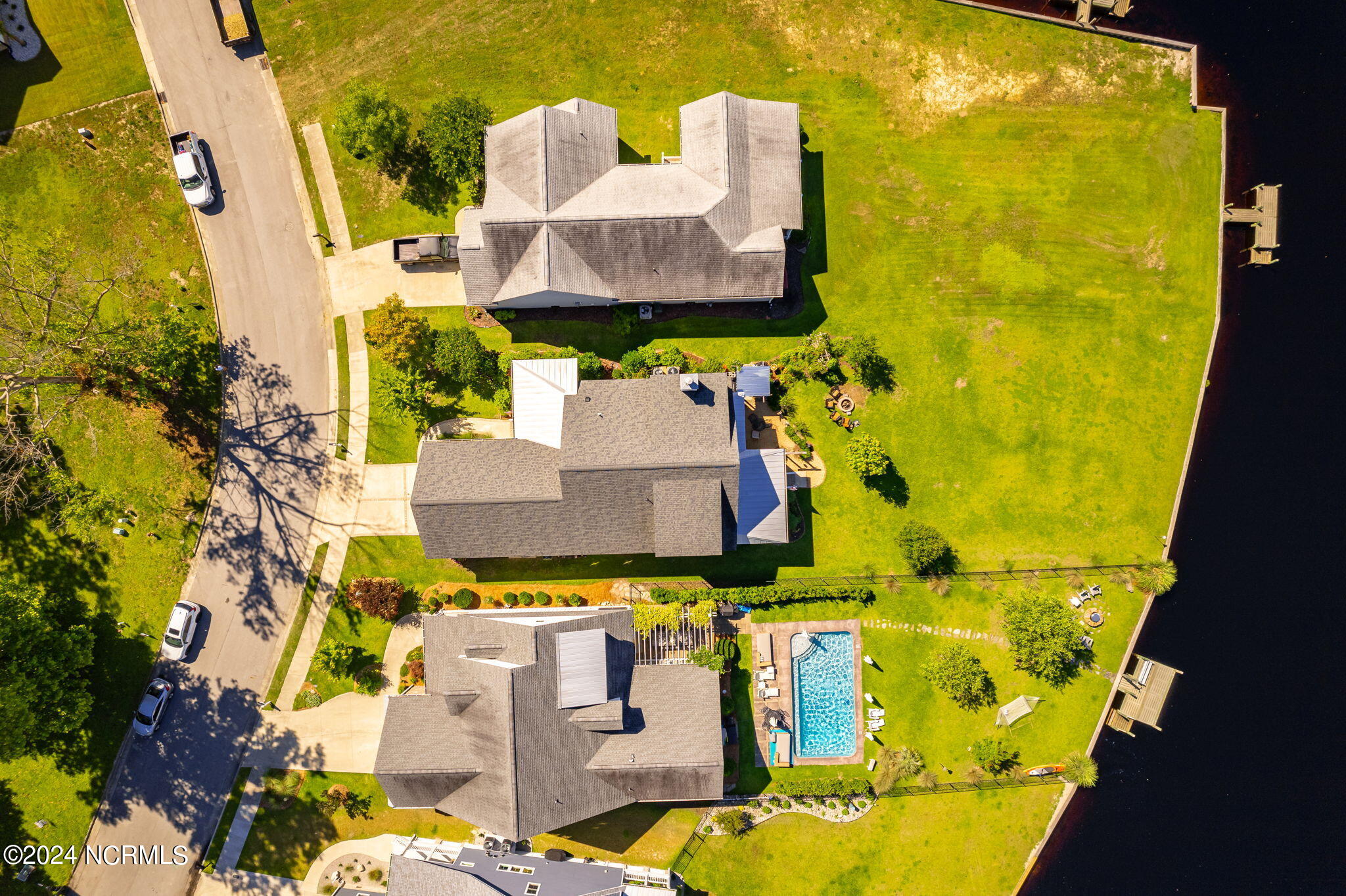 125 Shoreview Drive