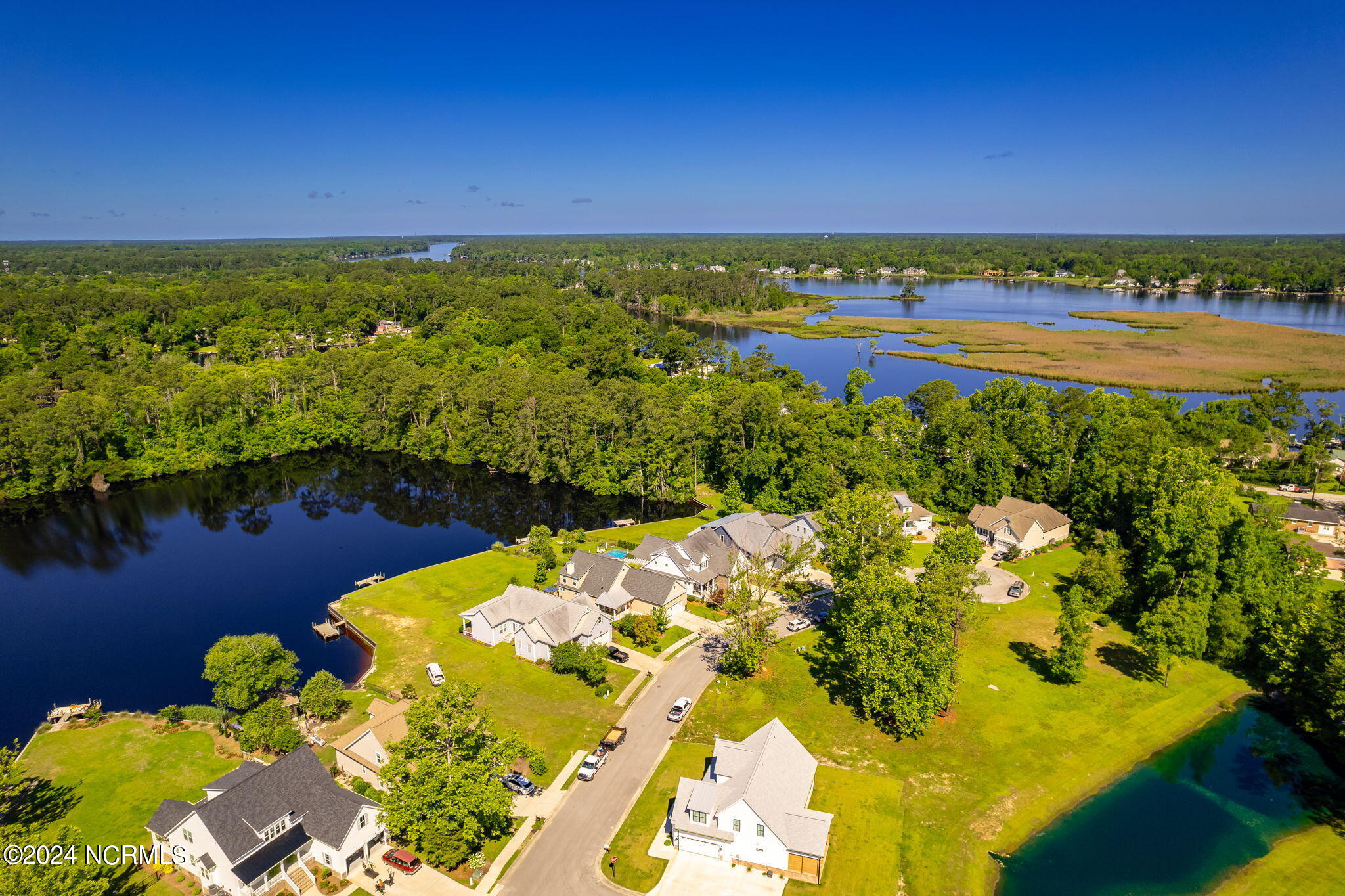 125 Shoreview Drive