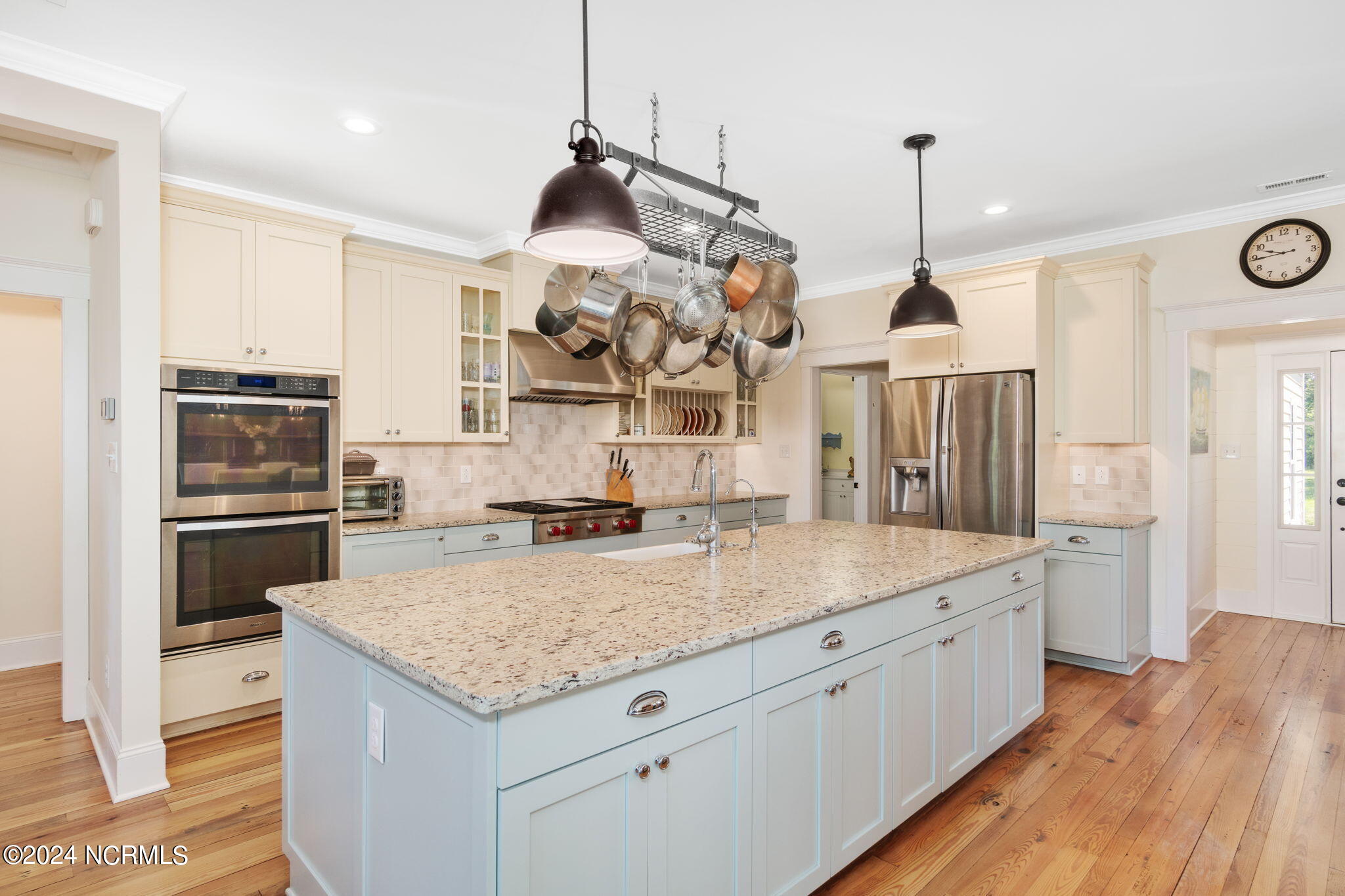 125 Shoreview Drive