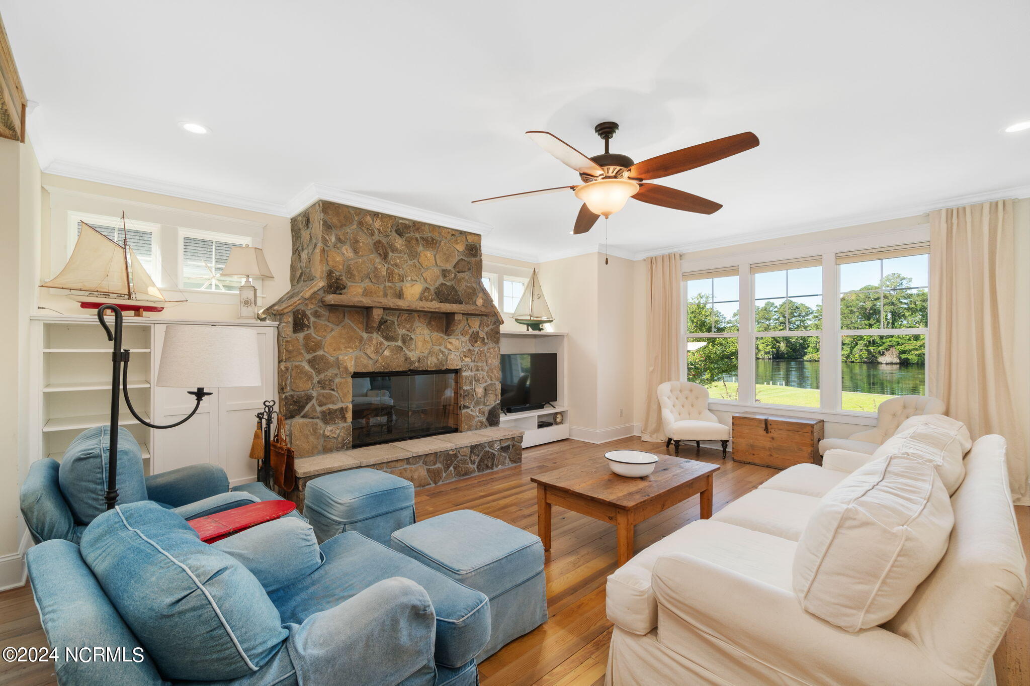 125 Shoreview Drive