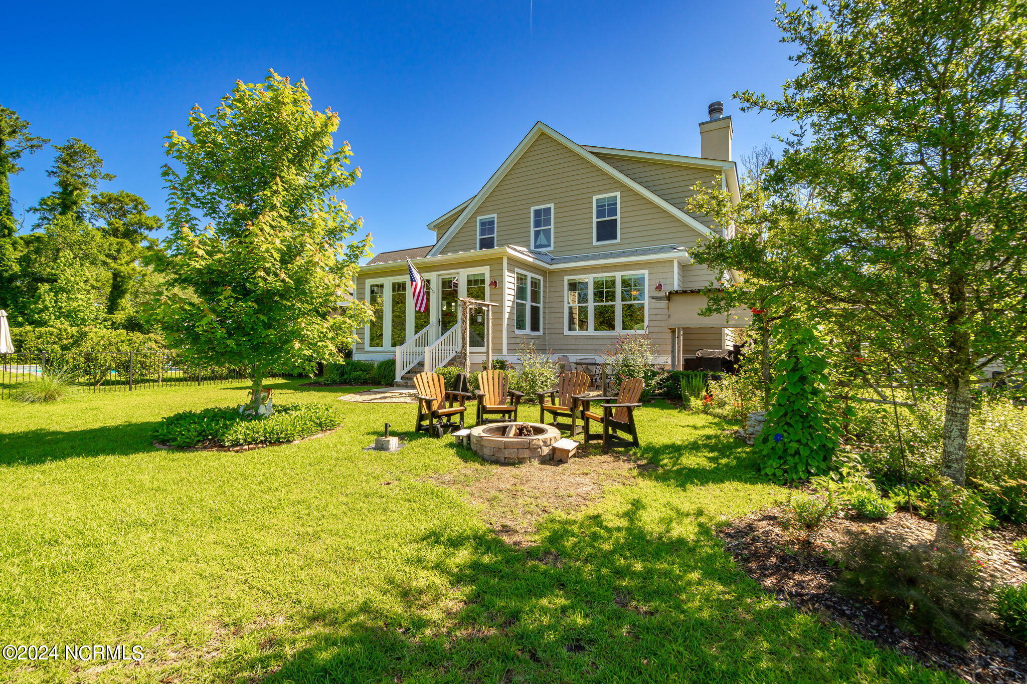 125 Shoreview Drive