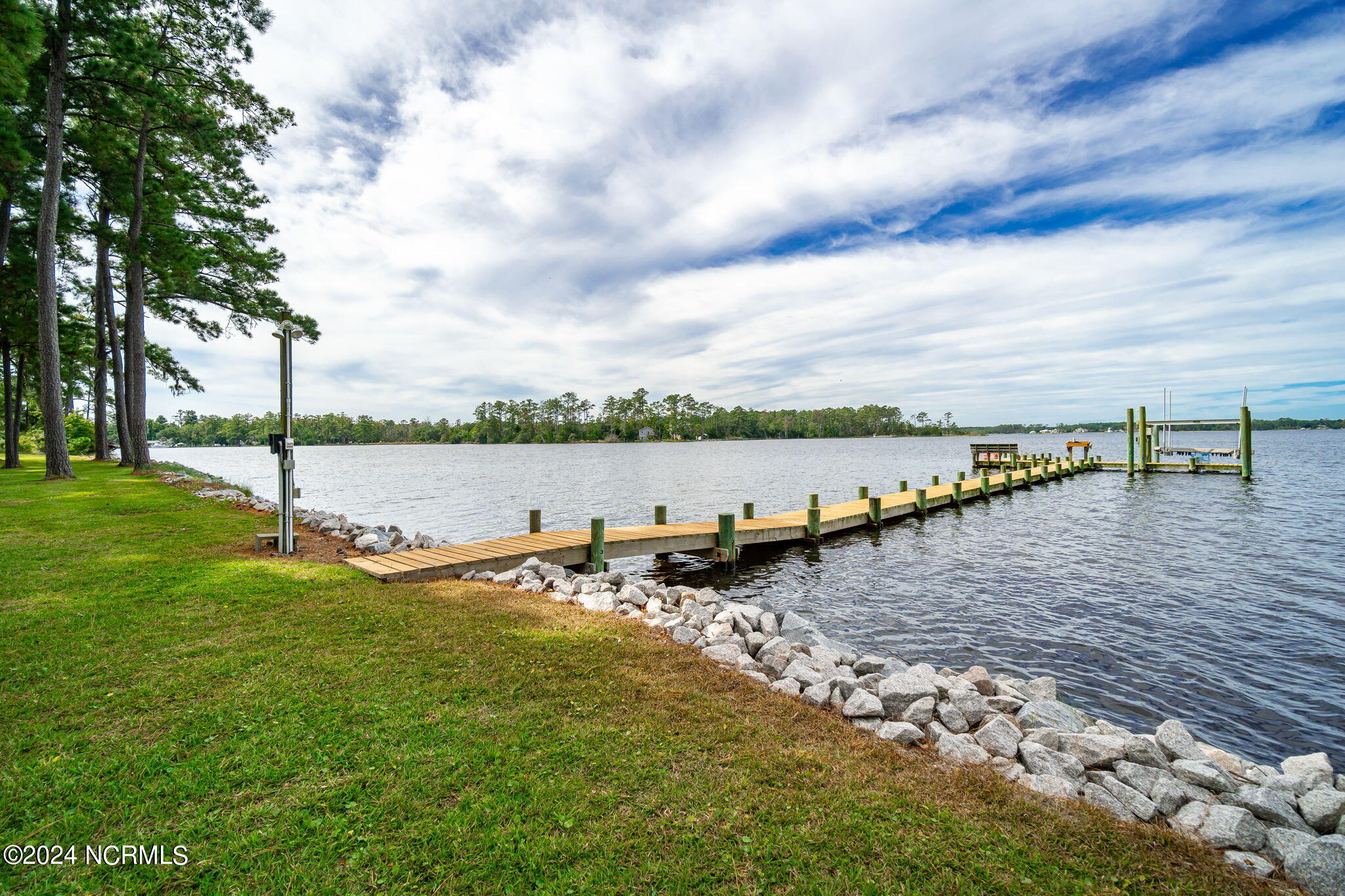 300 Carraway Mcintyre Lane