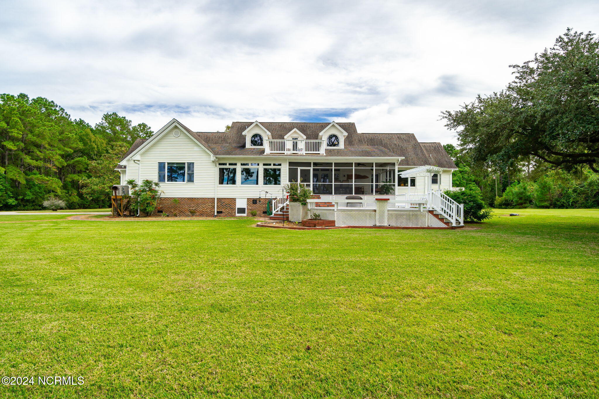 300 Carraway Mcintyre Lane