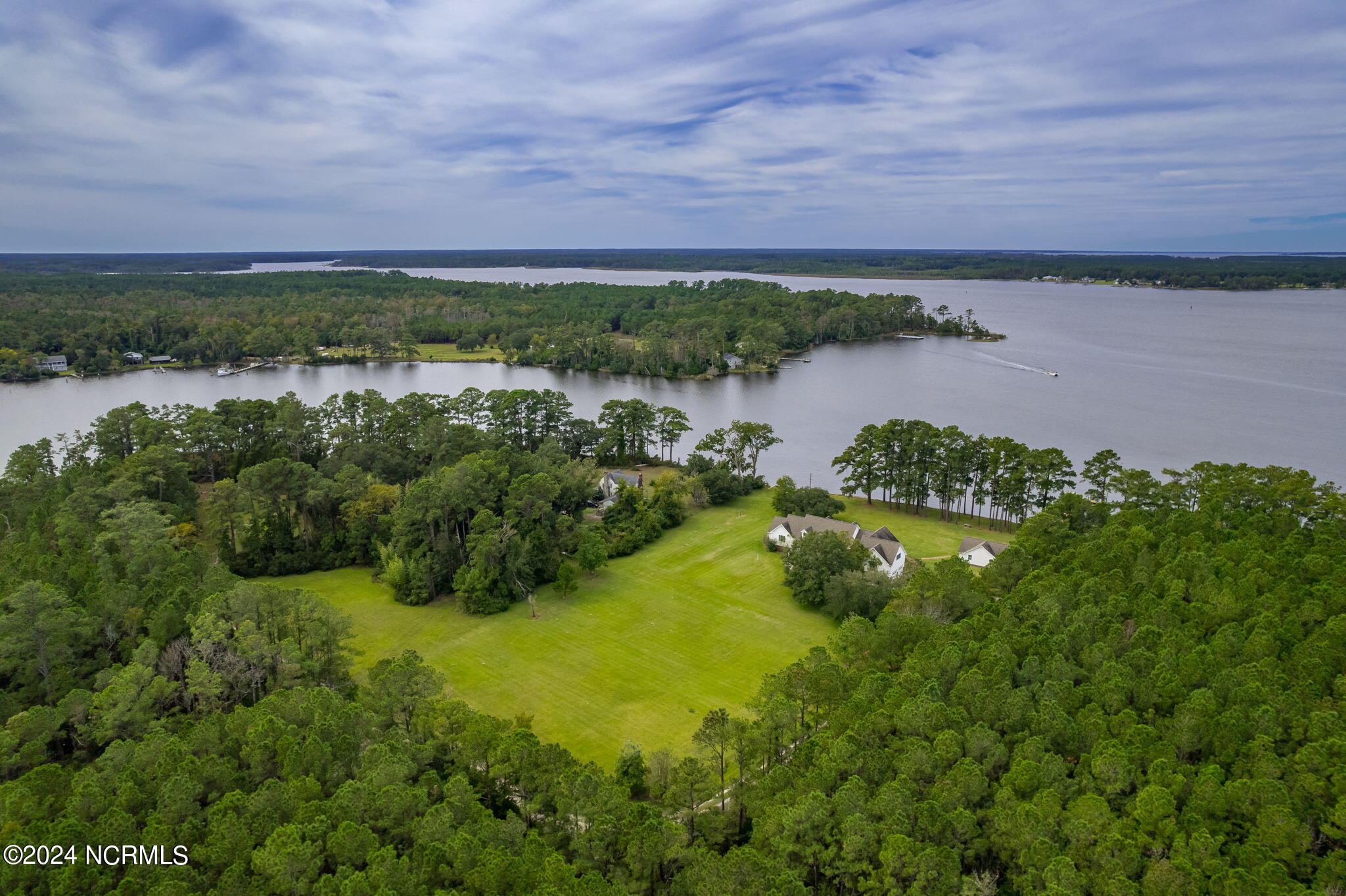 300 Carraway Mcintyre Lane