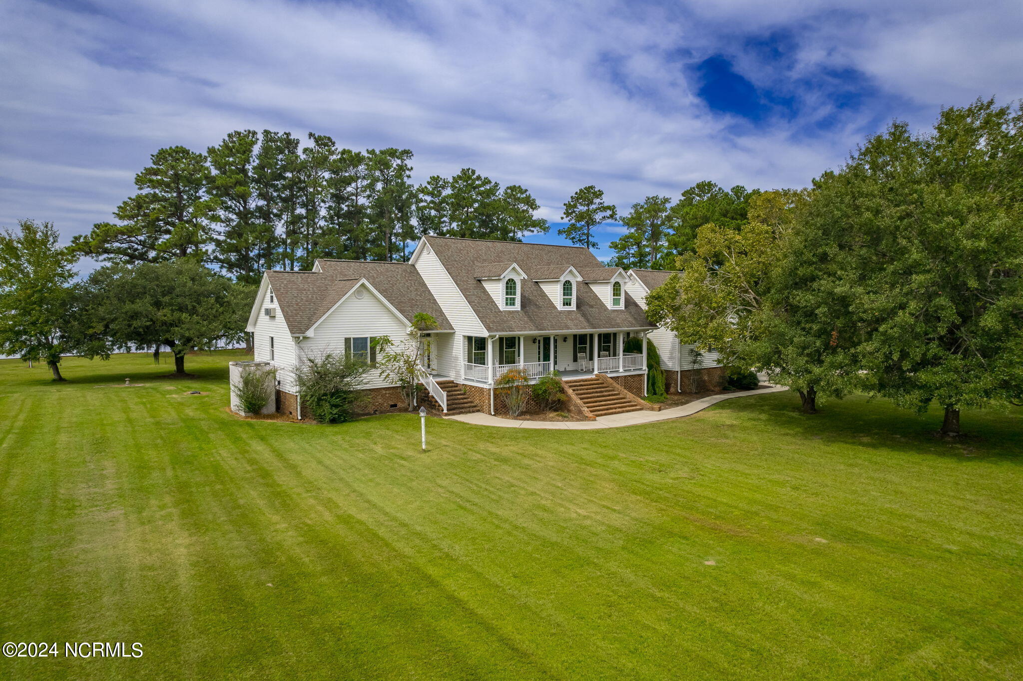 300 Carraway Mcintyre Lane