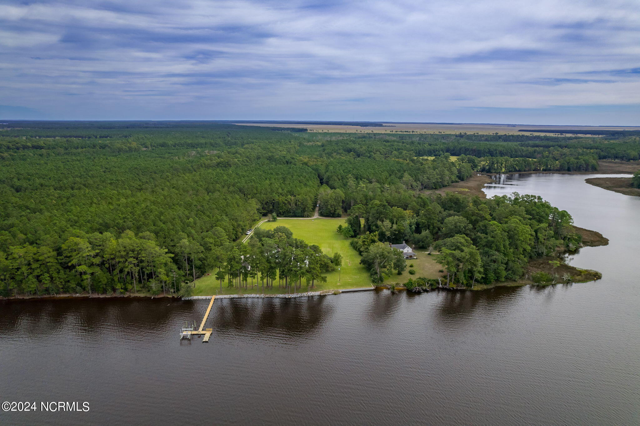 300 Carraway Mcintyre Lane