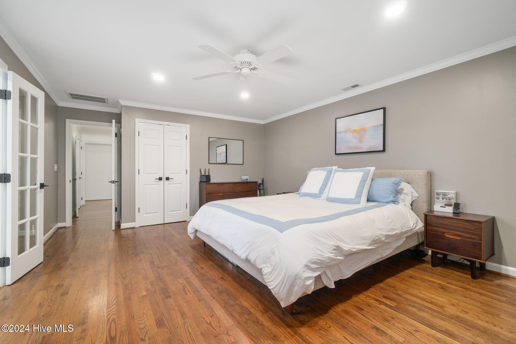400 Fairway Drive