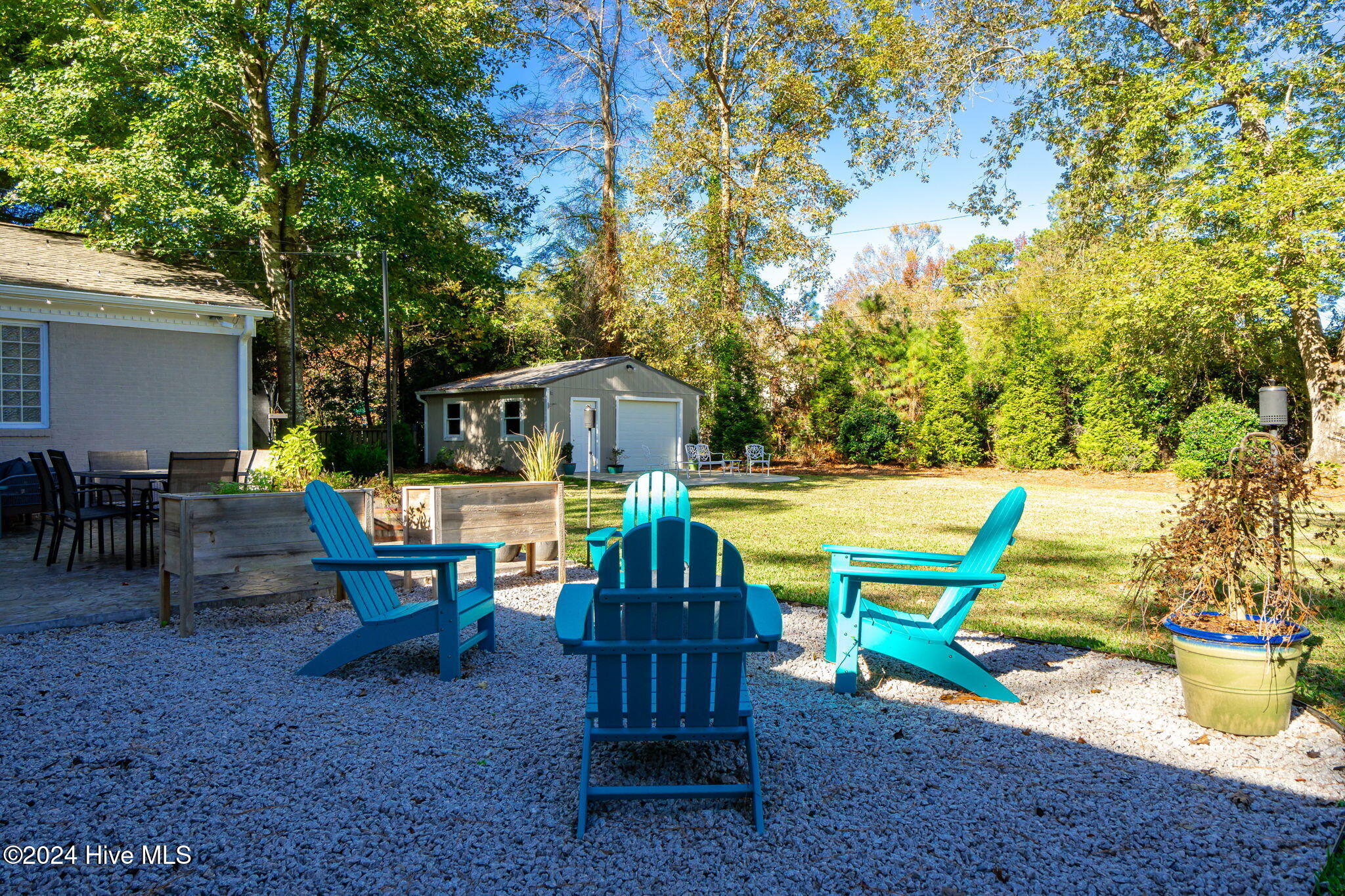 400 Fairway Drive