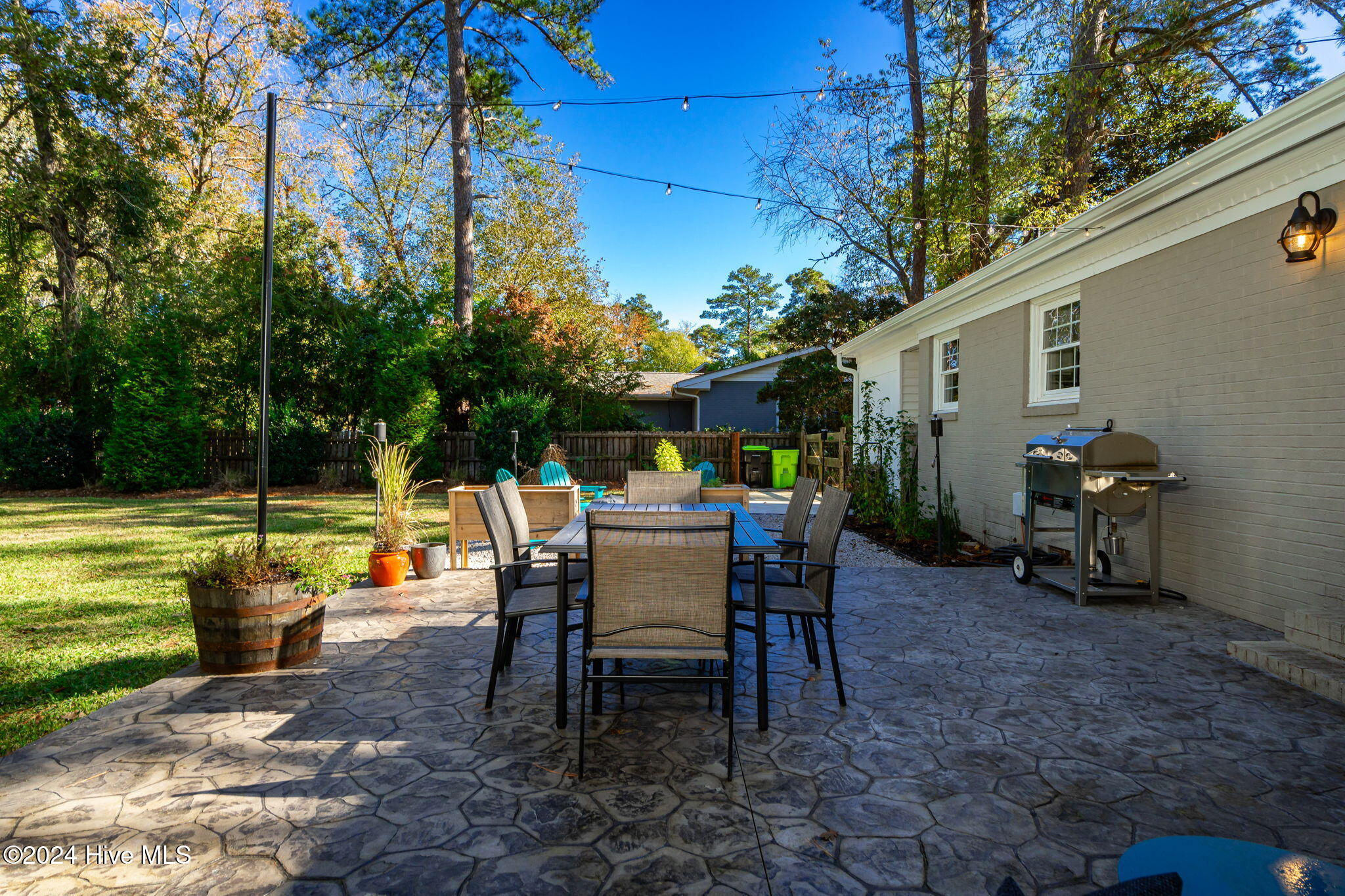 400 Fairway Drive