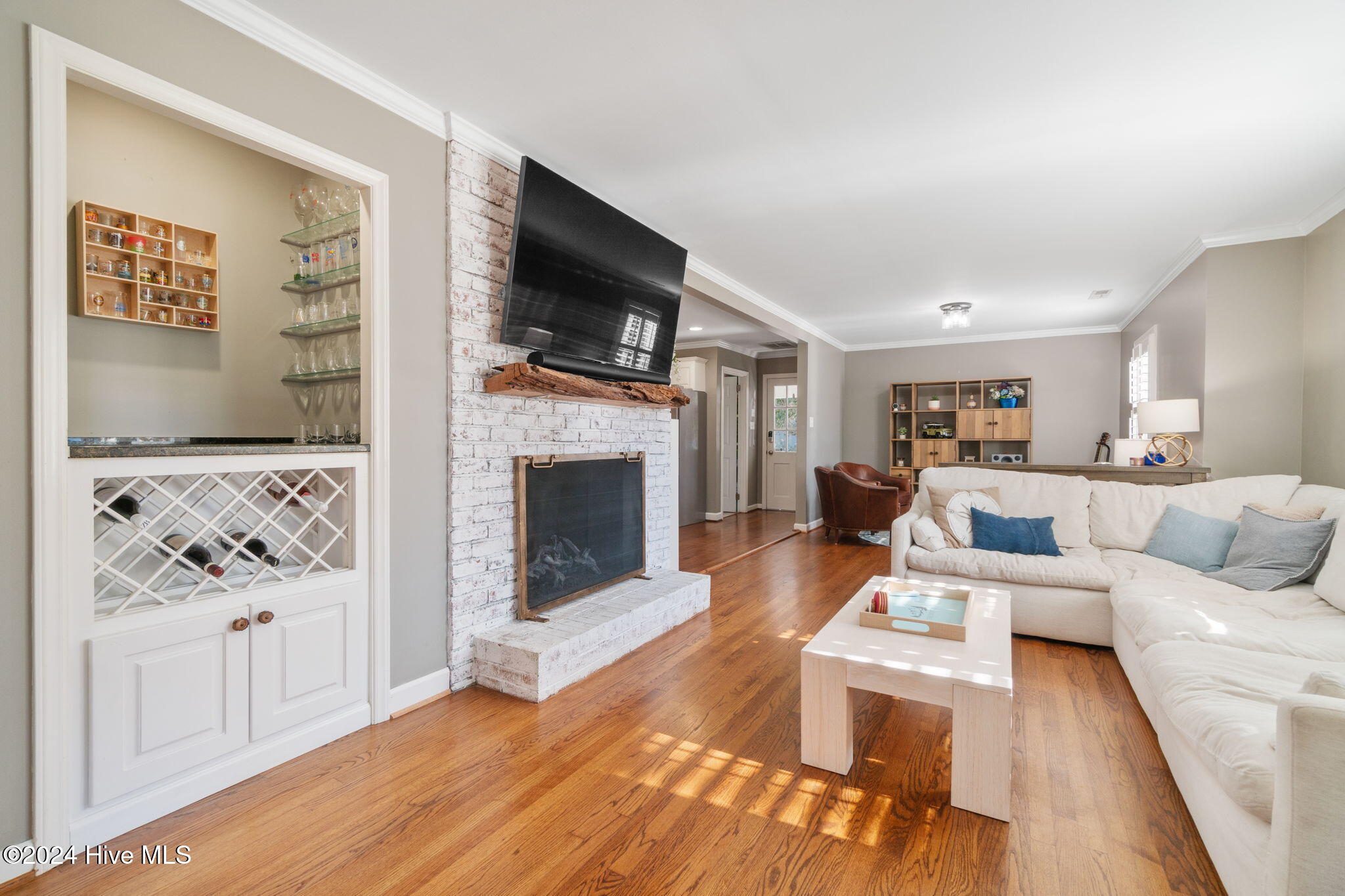 400 Fairway Drive