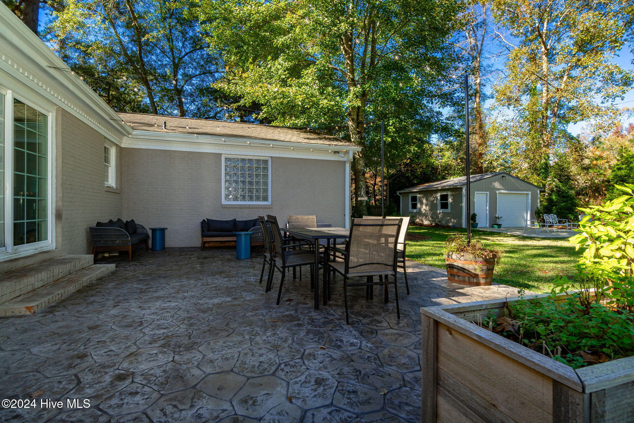 400 Fairway Drive