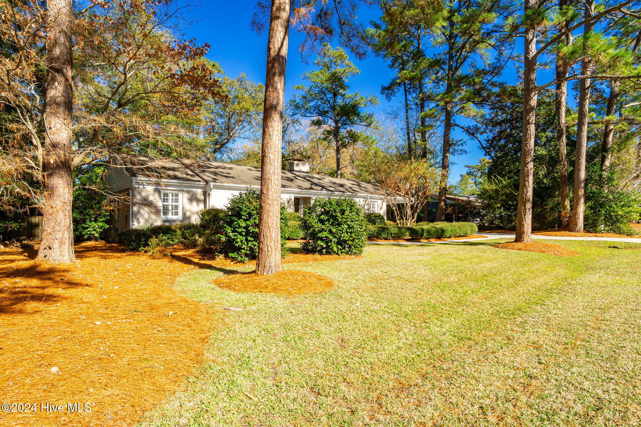 400 Fairway Drive