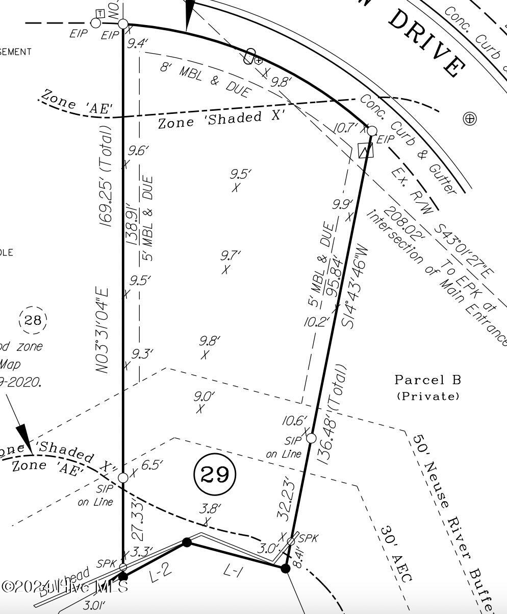 Survey plat showing lot 29, its boundaries, setbacks, and flood-zone designations.