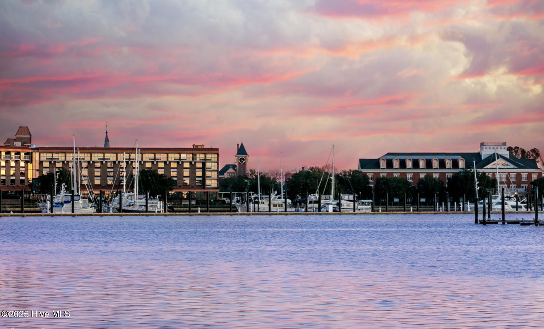 101 29 Shoreview Drive