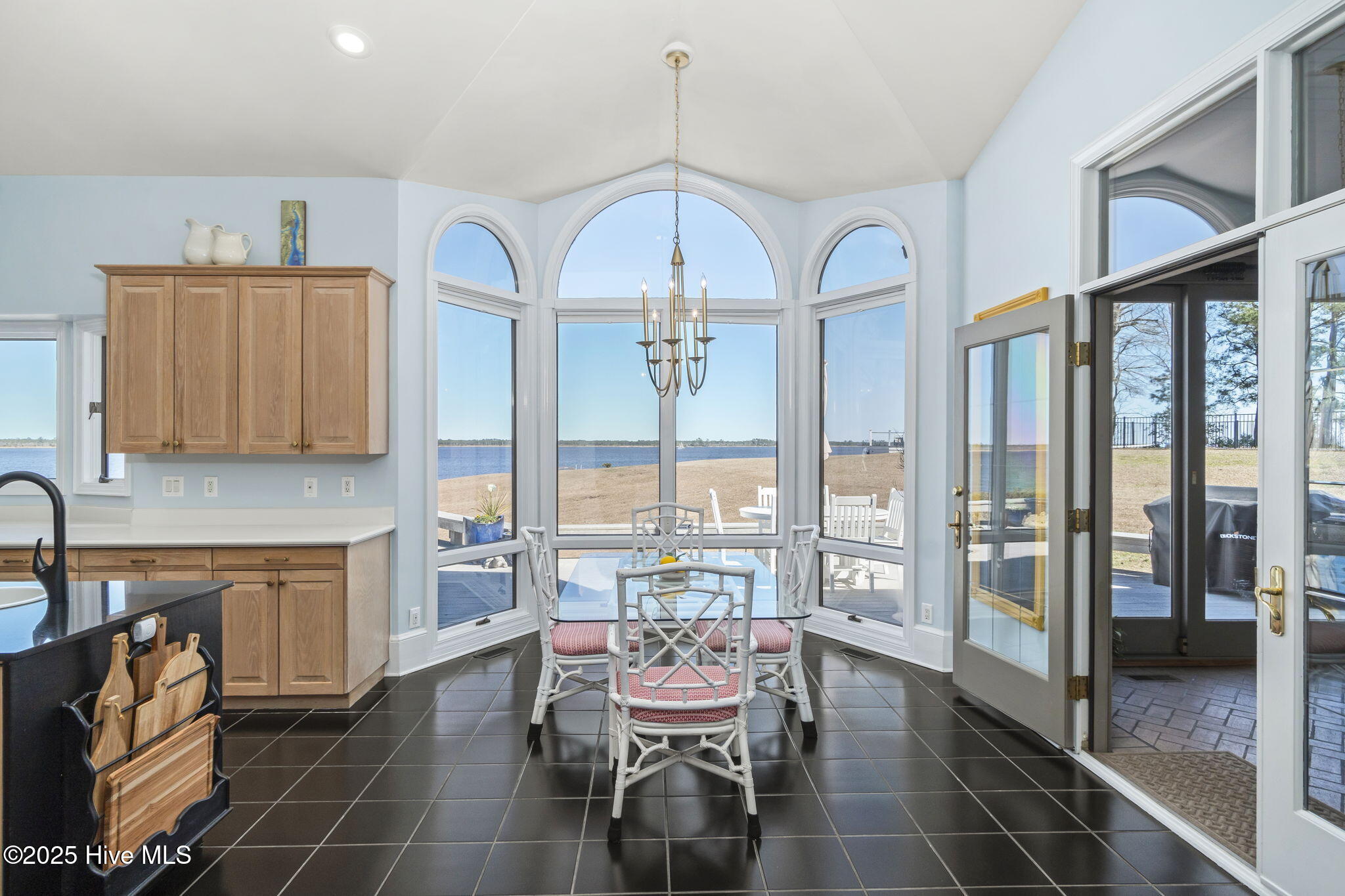 2902 Neuse River Drive