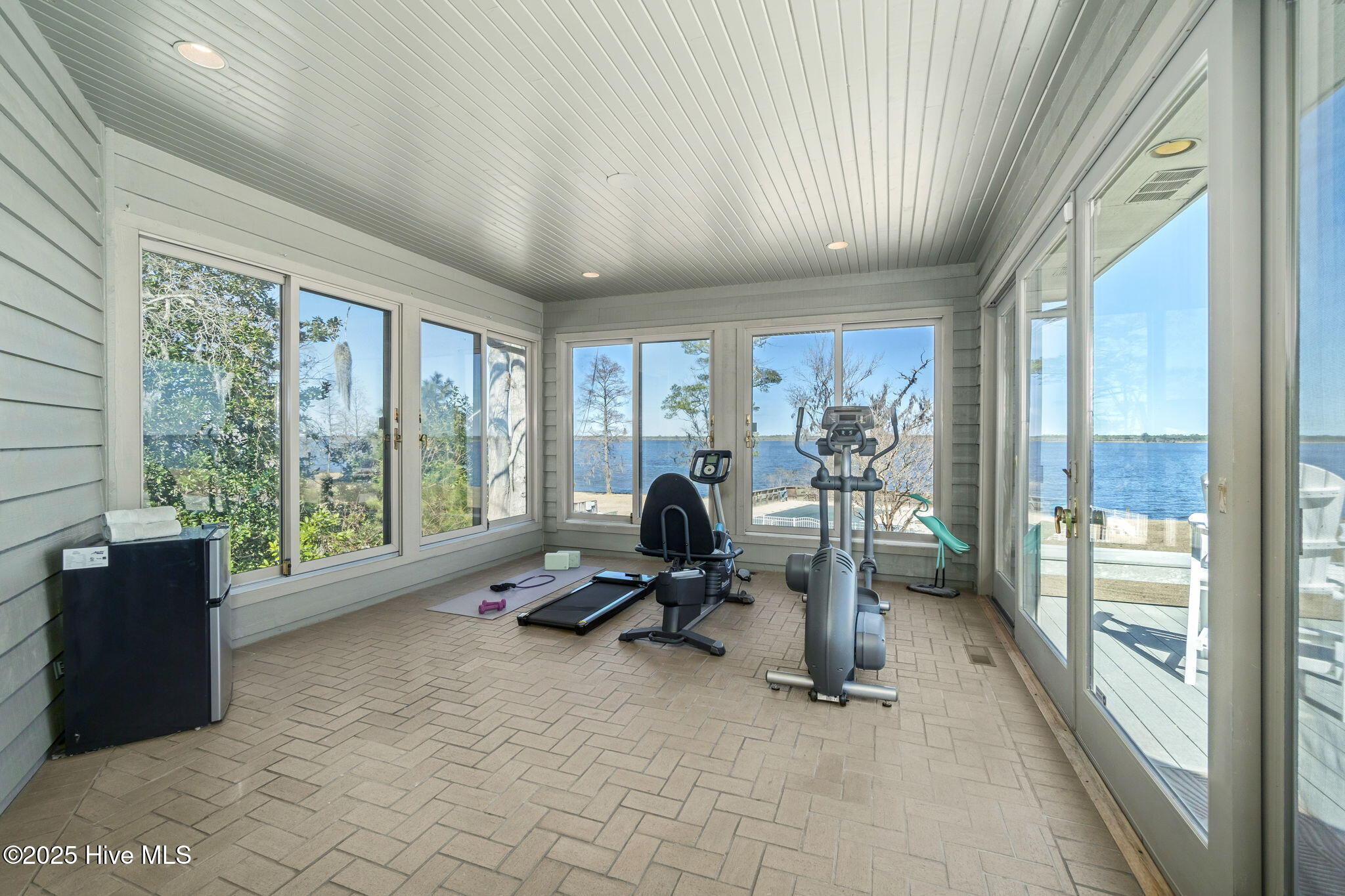 2902 Neuse River Drive