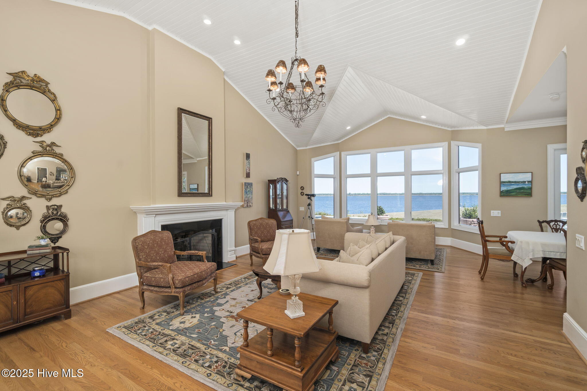 2902 Neuse River Drive