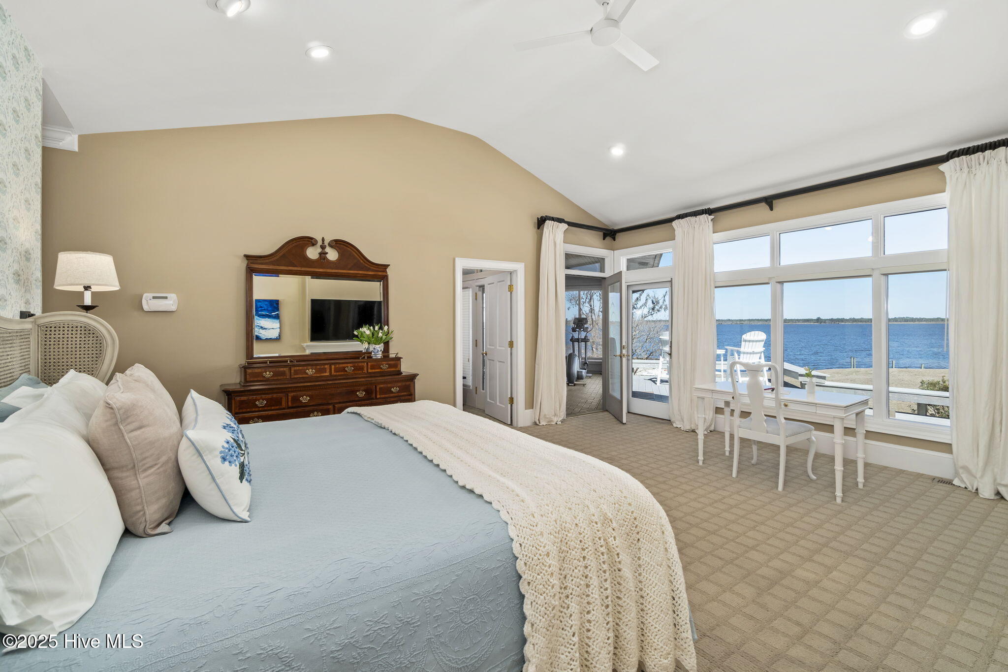 2902 Neuse River Drive