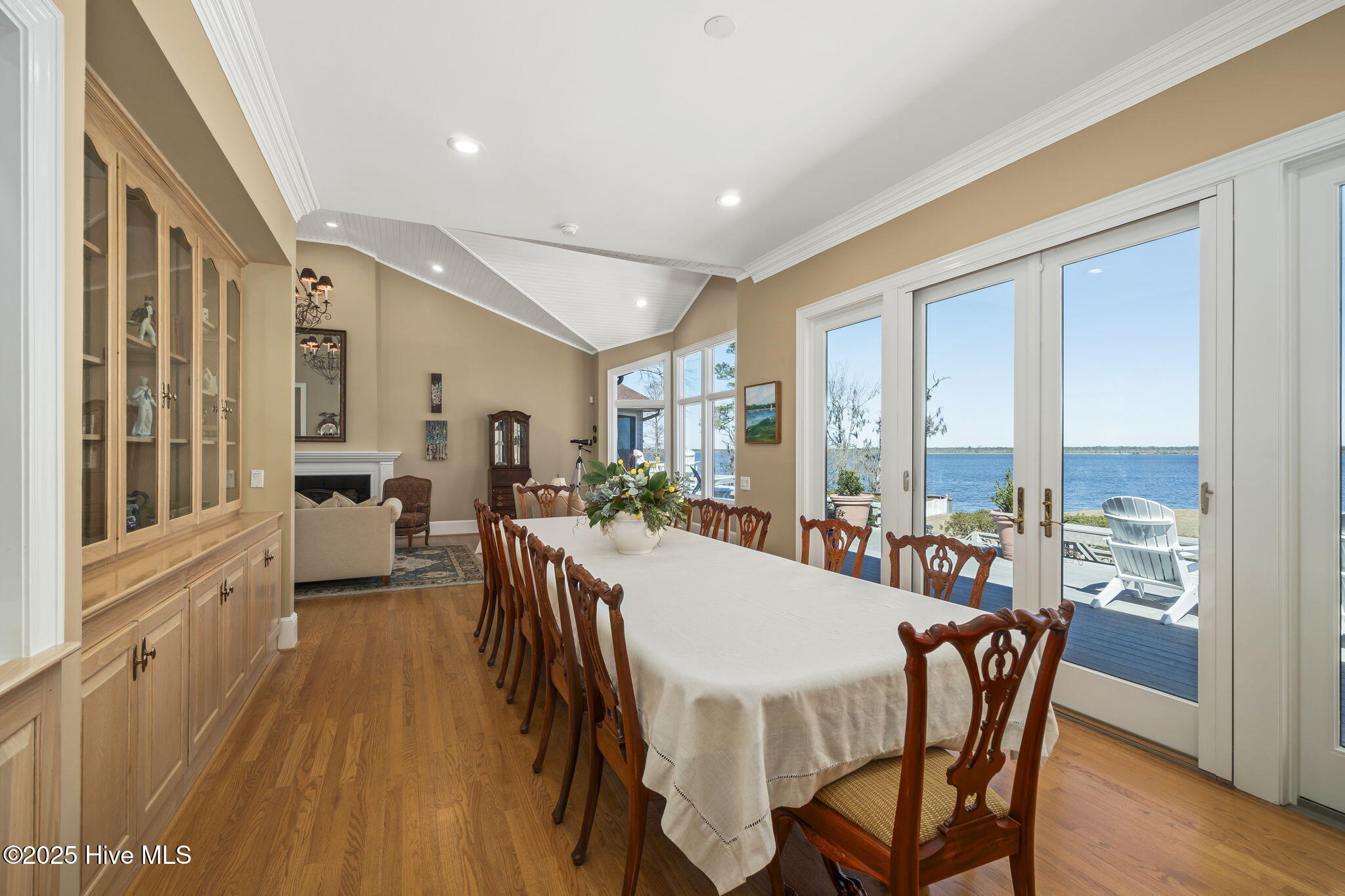 2902 Neuse River Drive