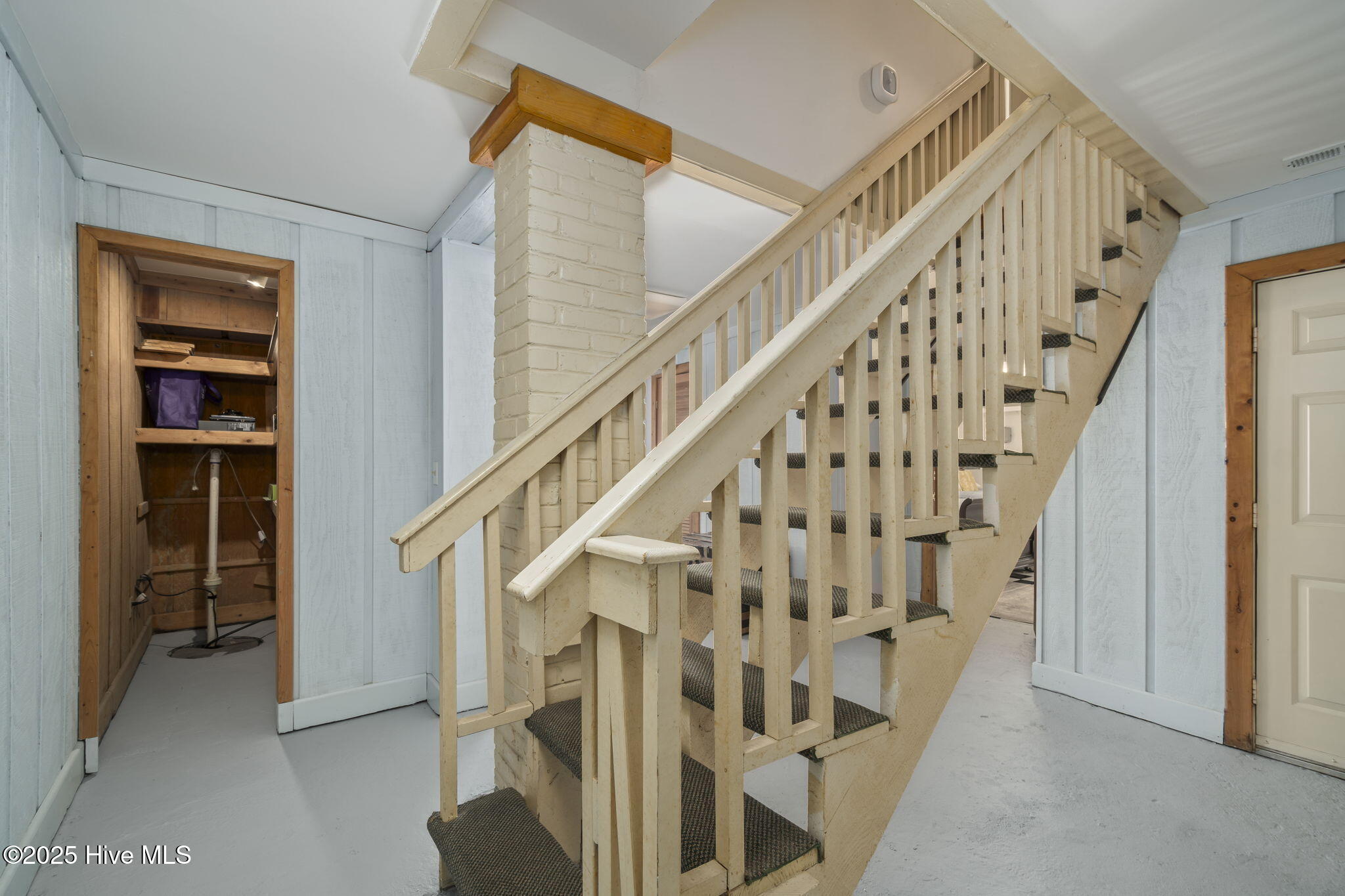 2902 Neuse River Drive