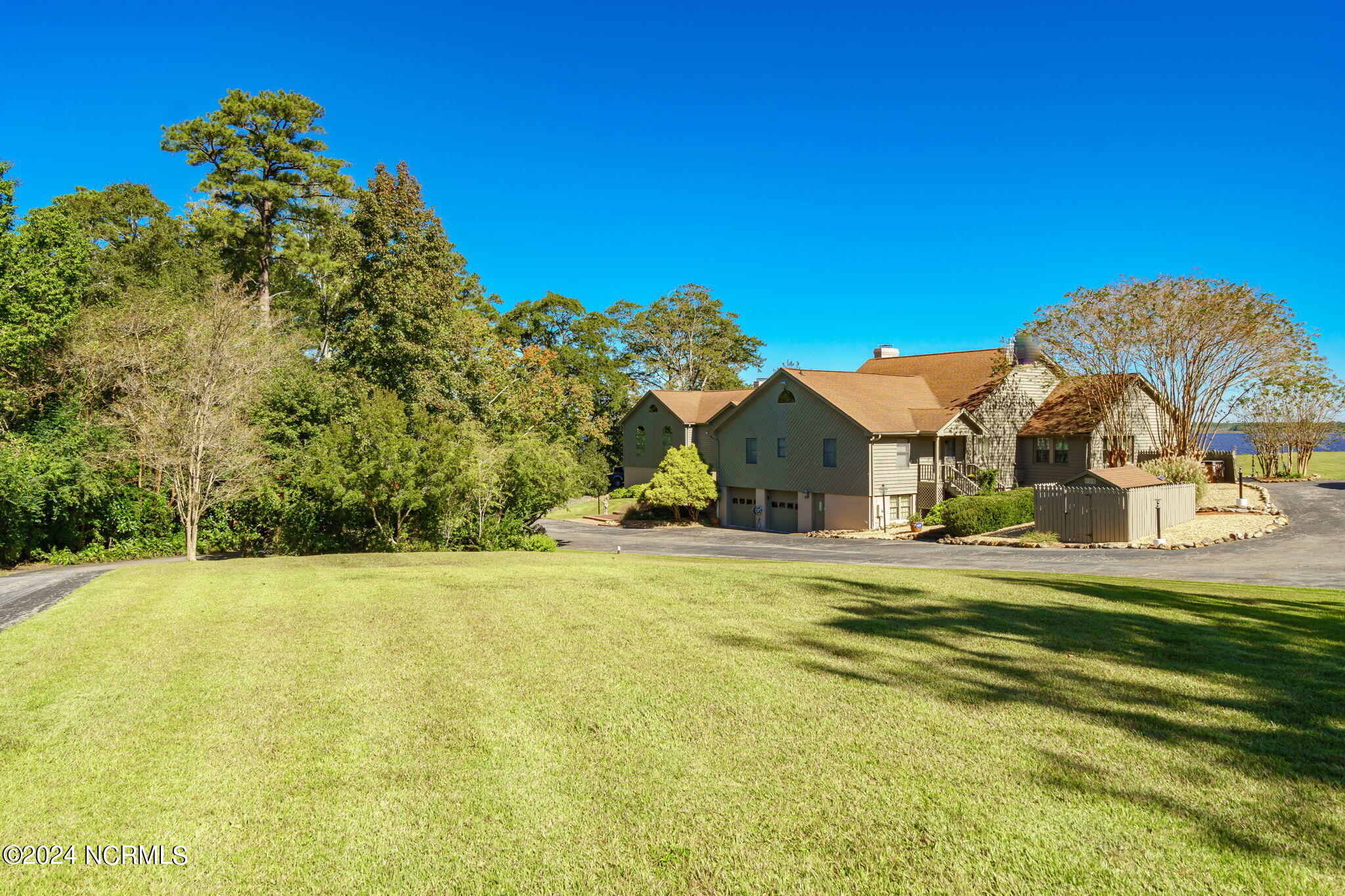 2902 Neuse River Drive