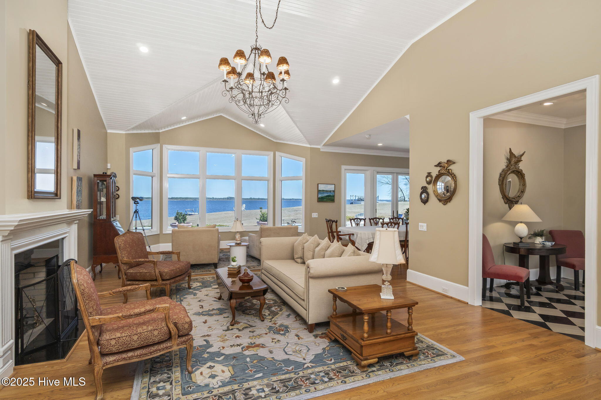 2902 Neuse River Drive