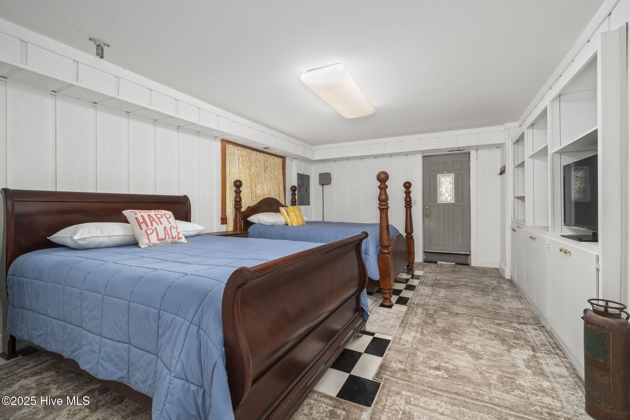 2902 Neuse River Drive