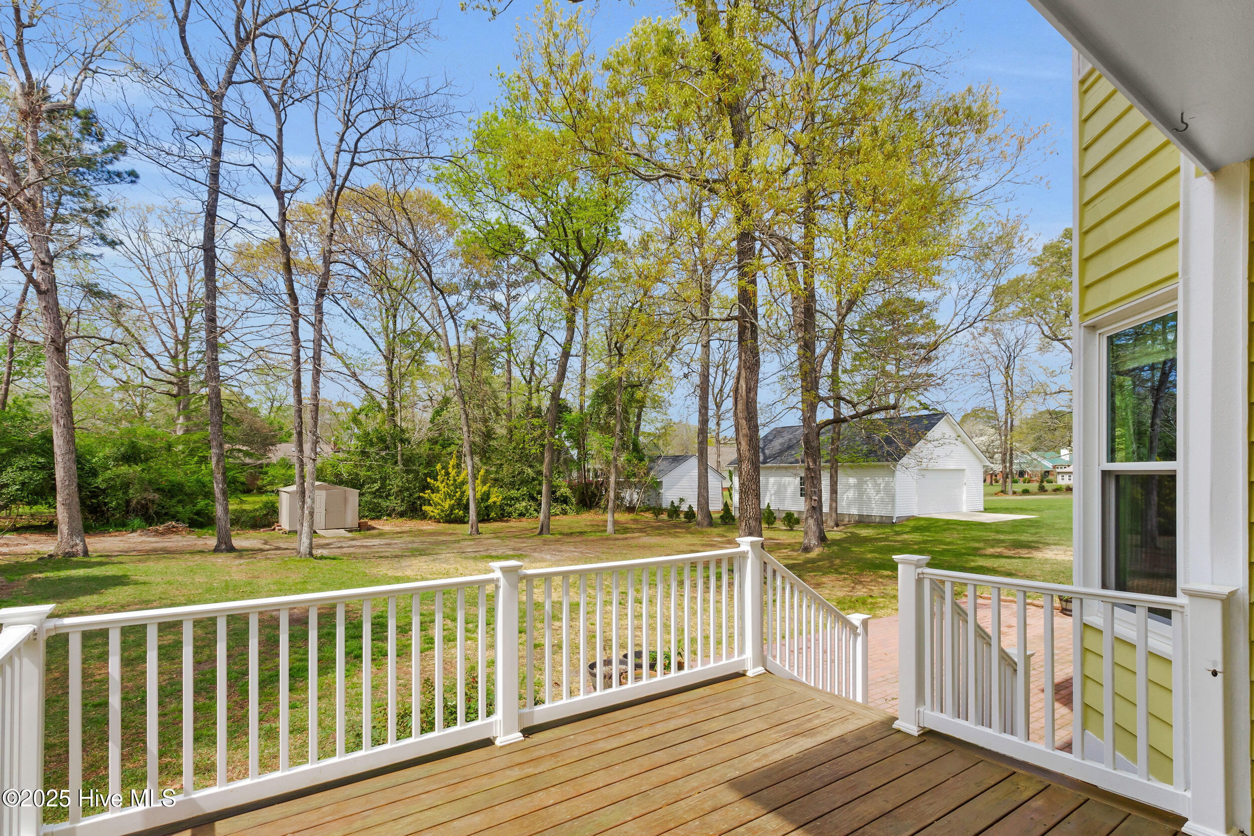 2314 Crestview Drive