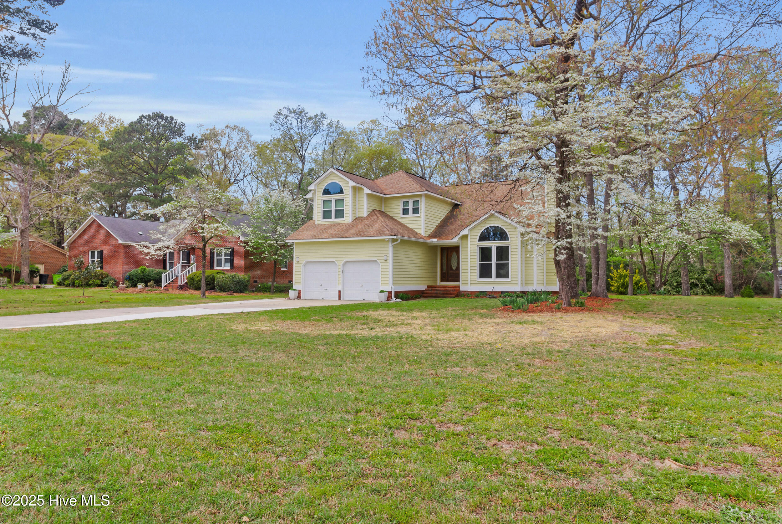 2314 Crestview Drive