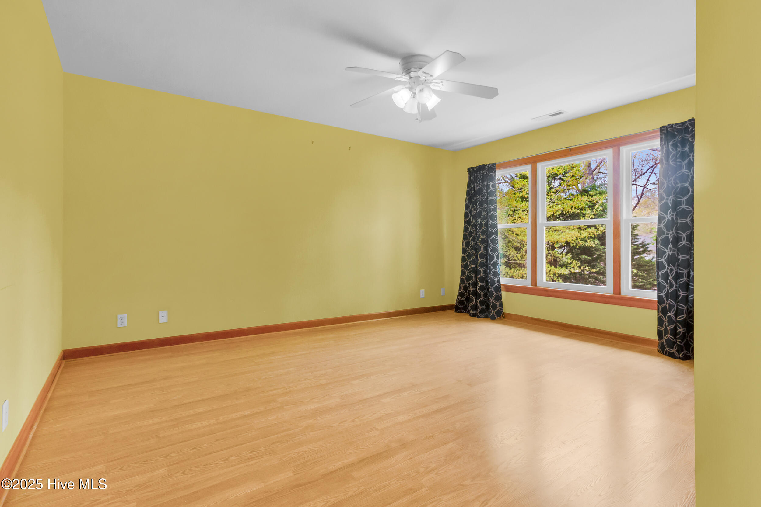 2314 Crestview Drive