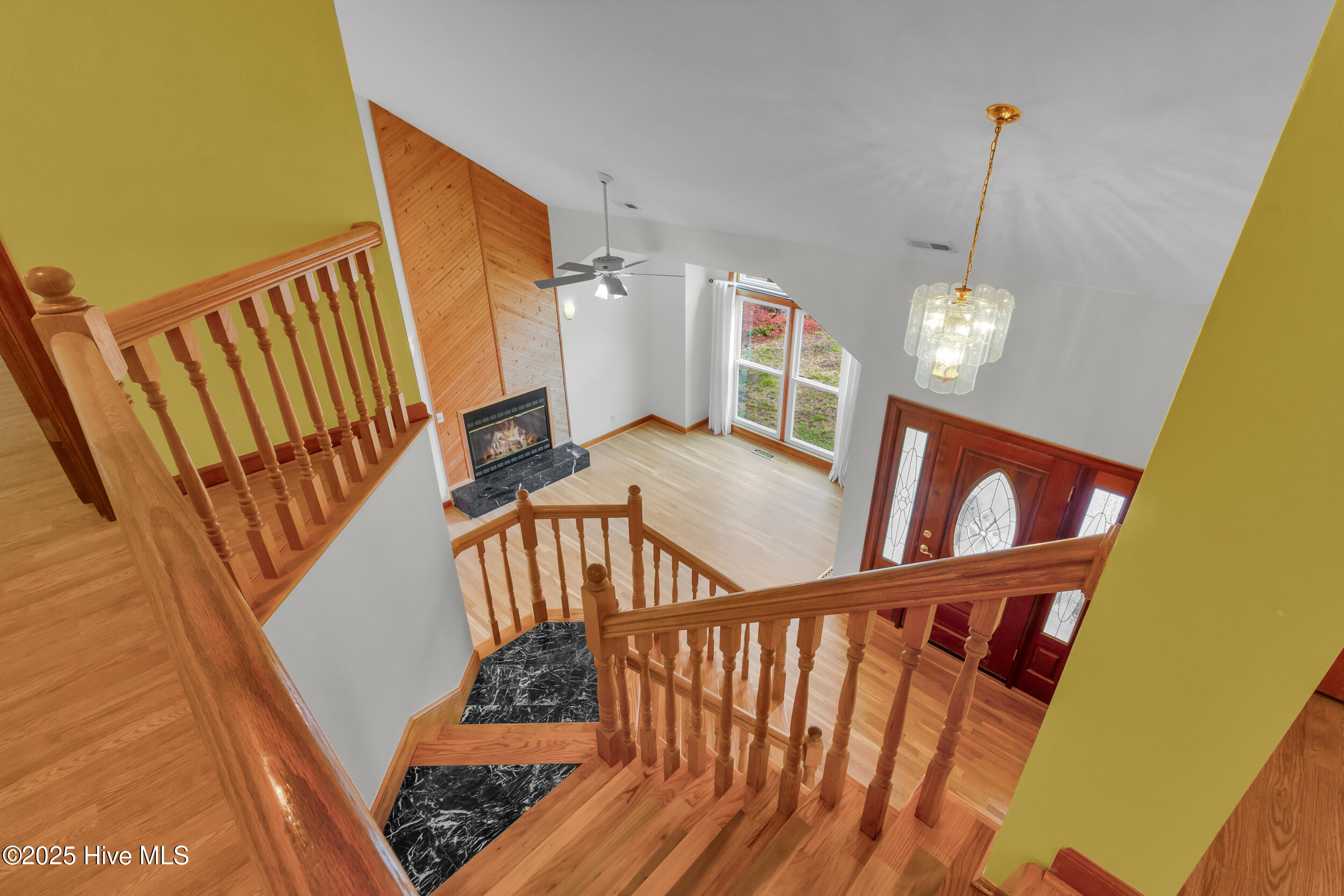 2314 Crestview Drive