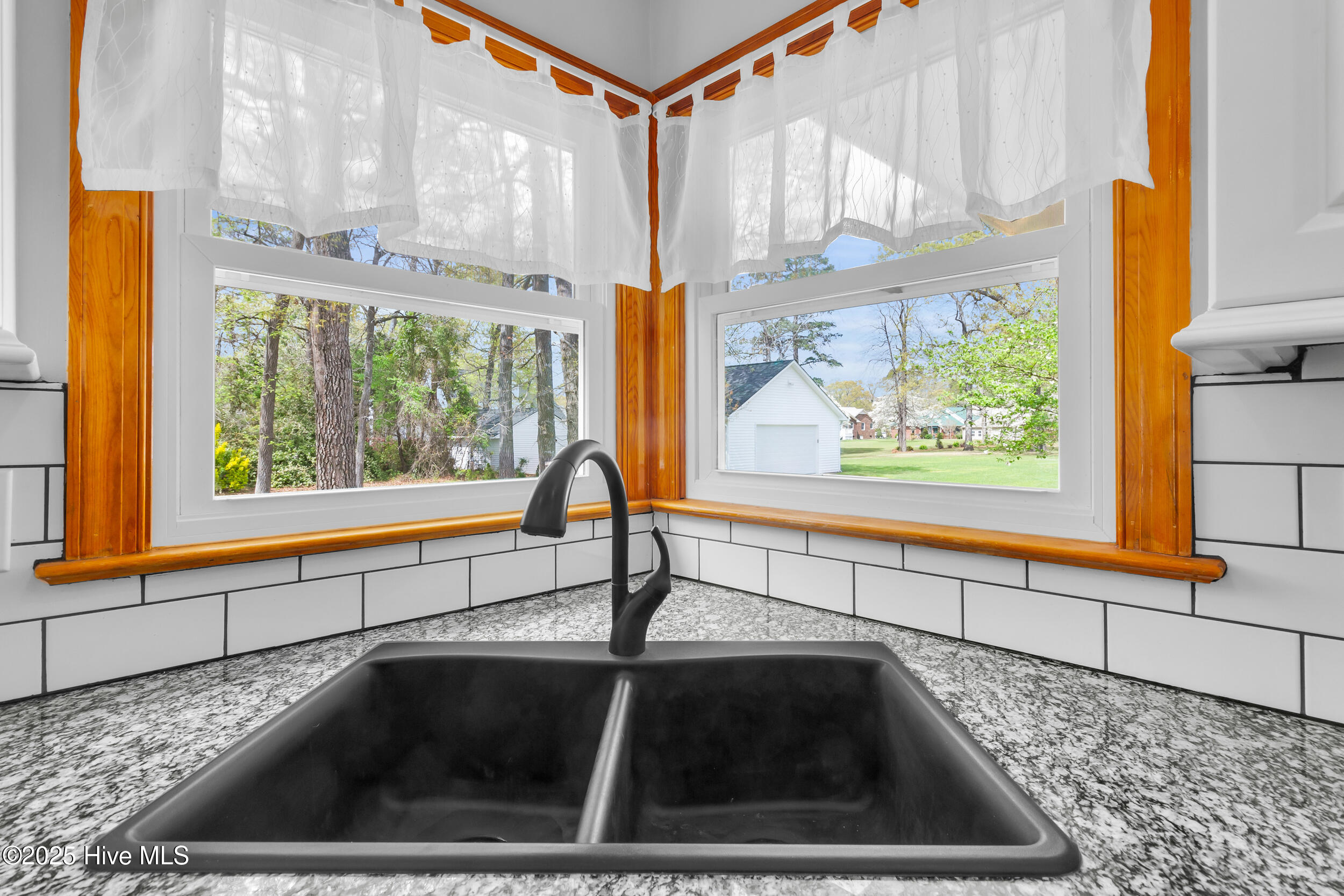2314 Crestview Drive