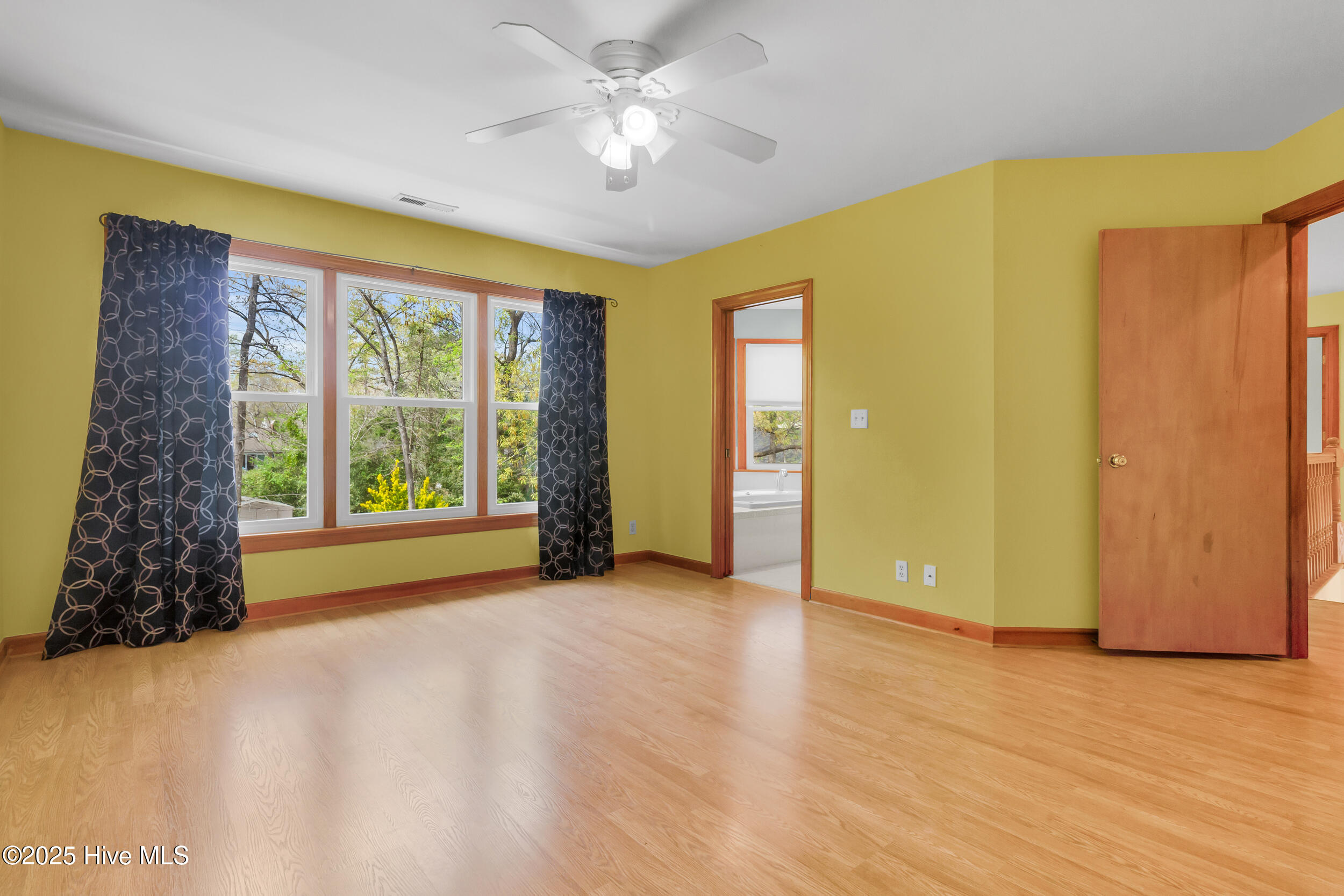 2314 Crestview Drive