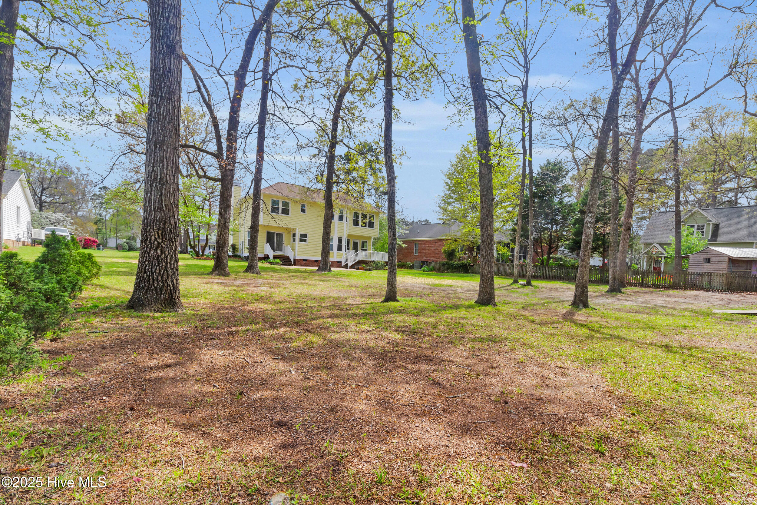 2314 Crestview Drive