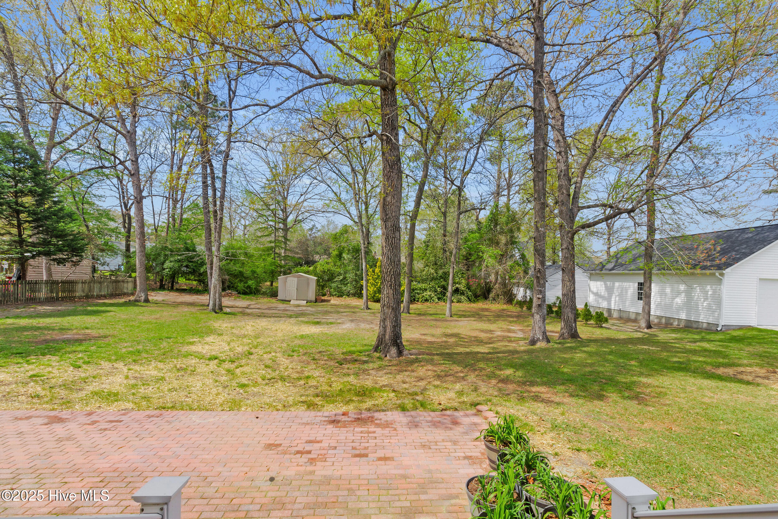 2314 Crestview Drive