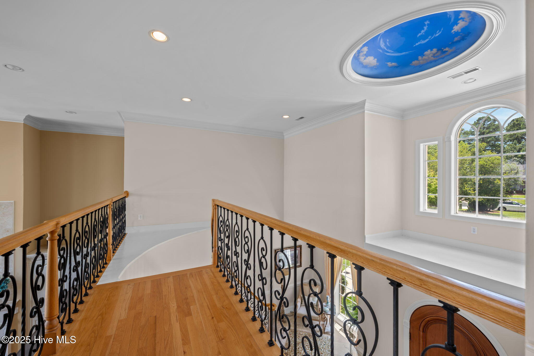 216 Drake Landing