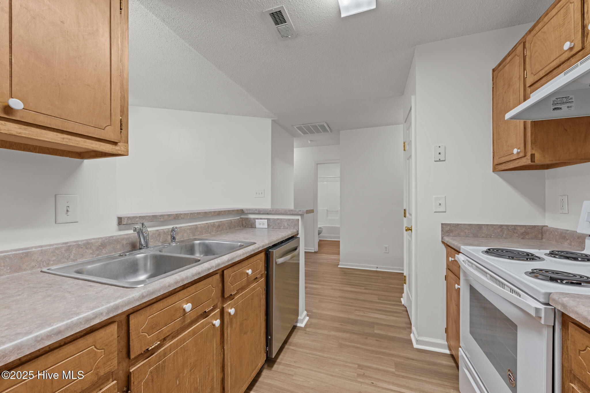 112 Kobe Drive