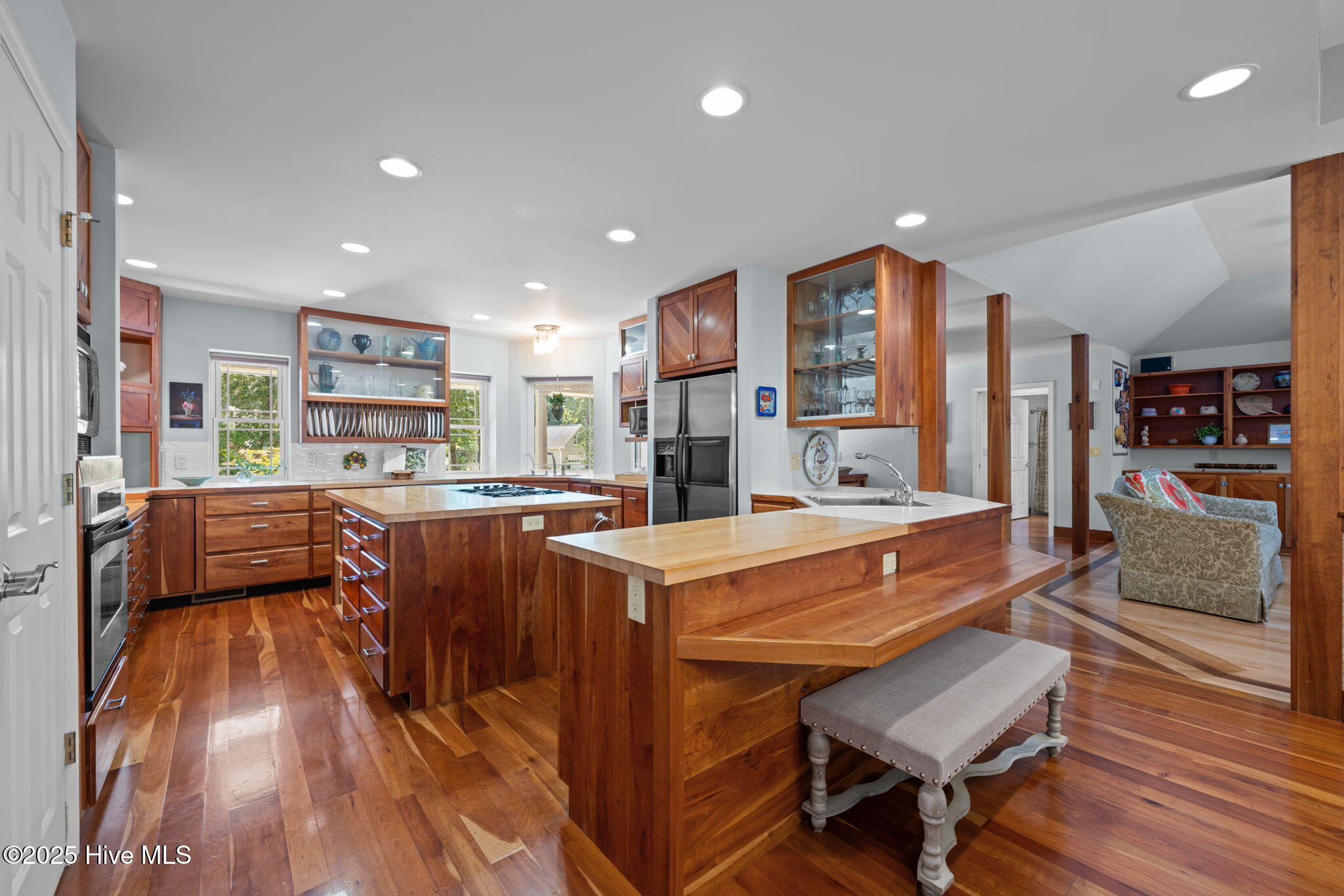1875 Acorn Drive