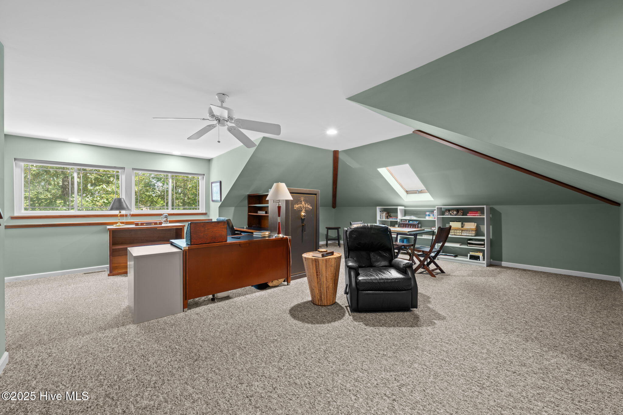 1875 Acorn Drive
