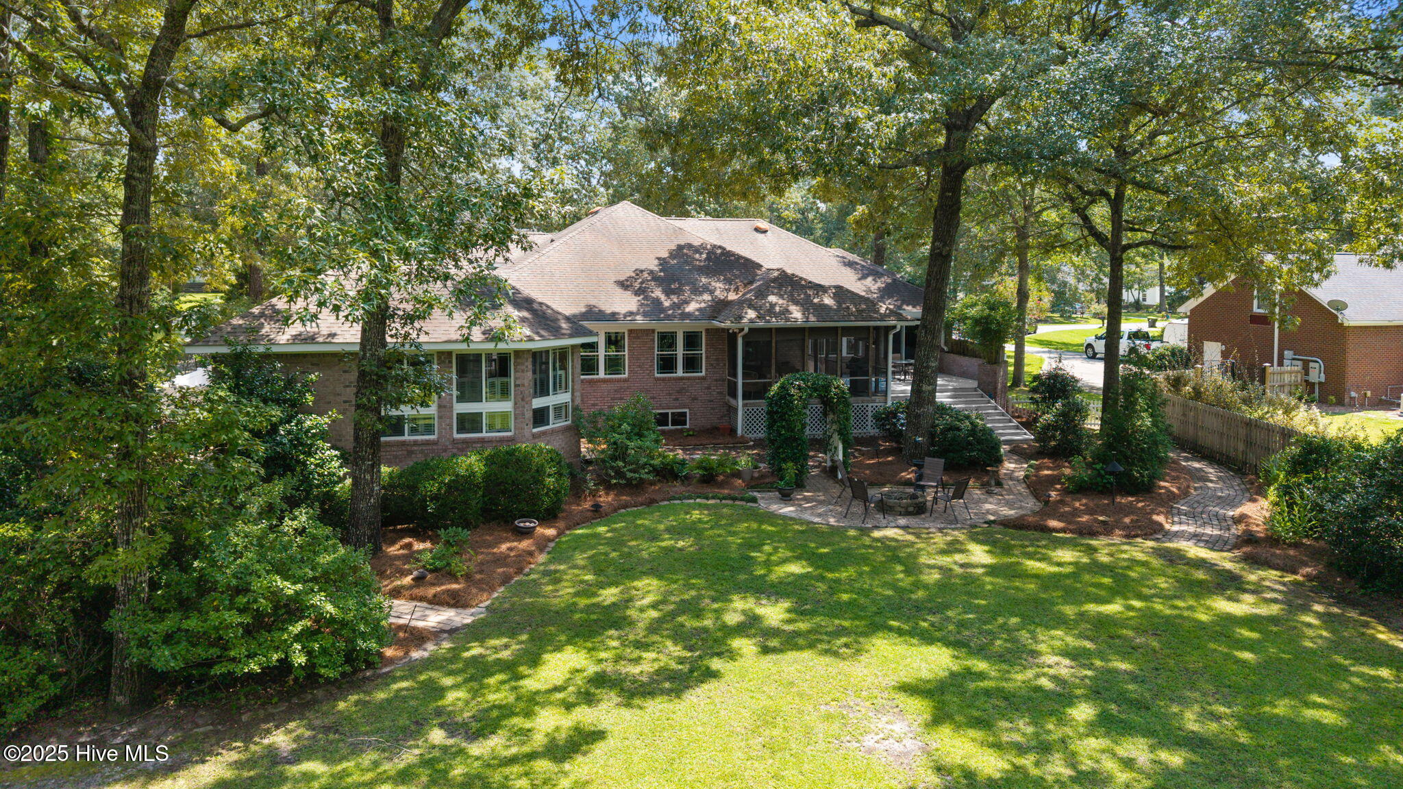 1875 Acorn Drive