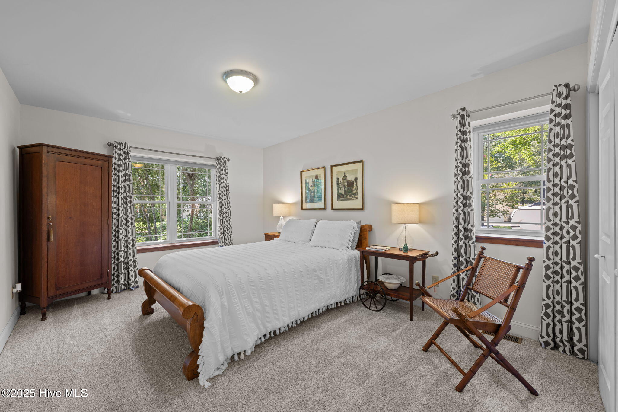 1875 Acorn Drive