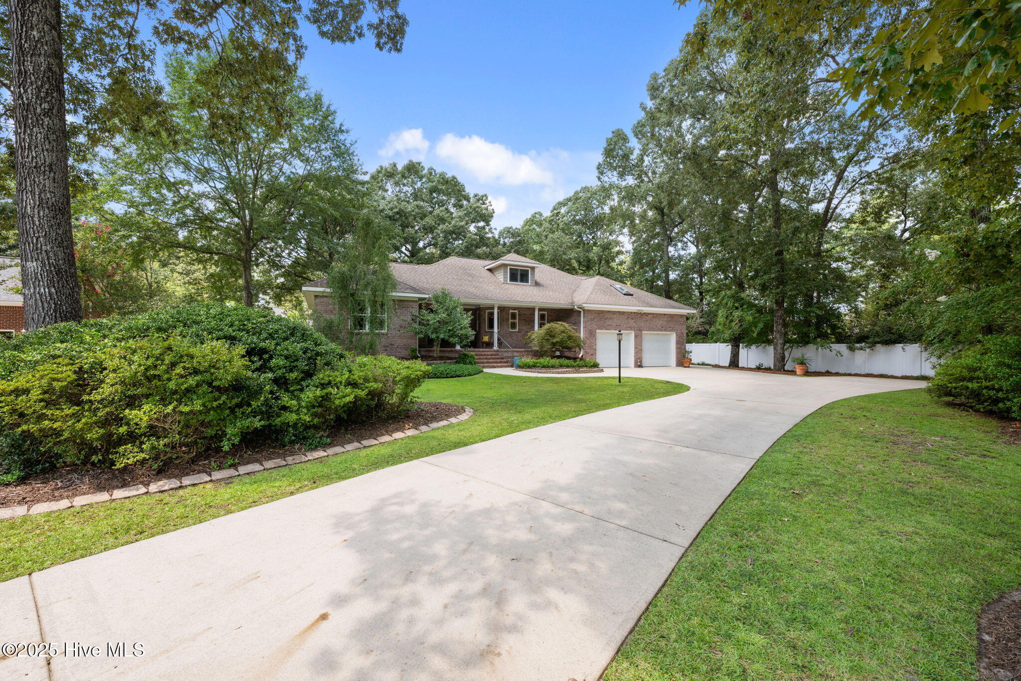 1875 Acorn Drive
