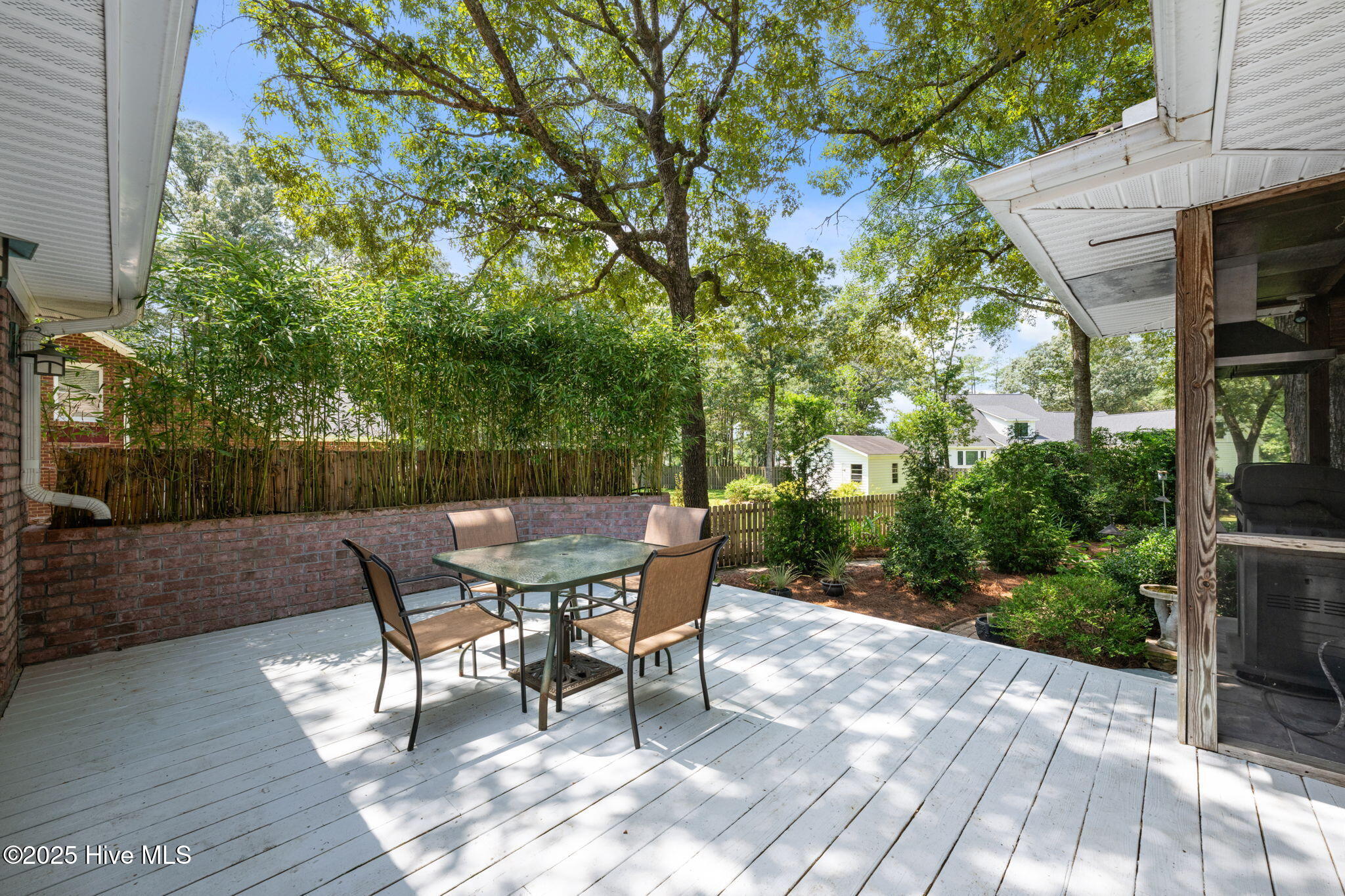 1875 Acorn Drive