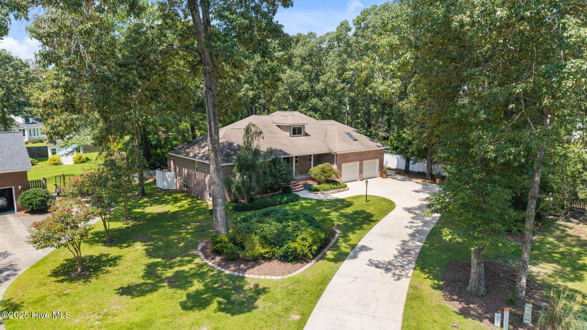 1875 Acorn Drive