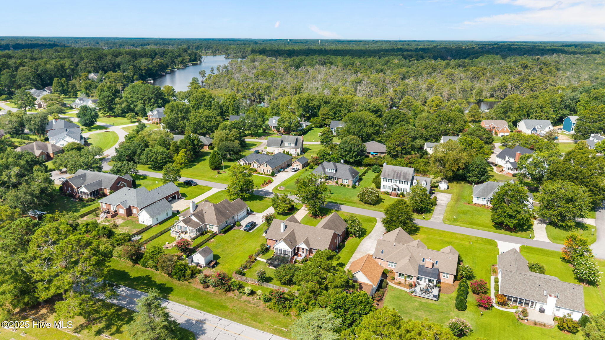906 Runaway Bay