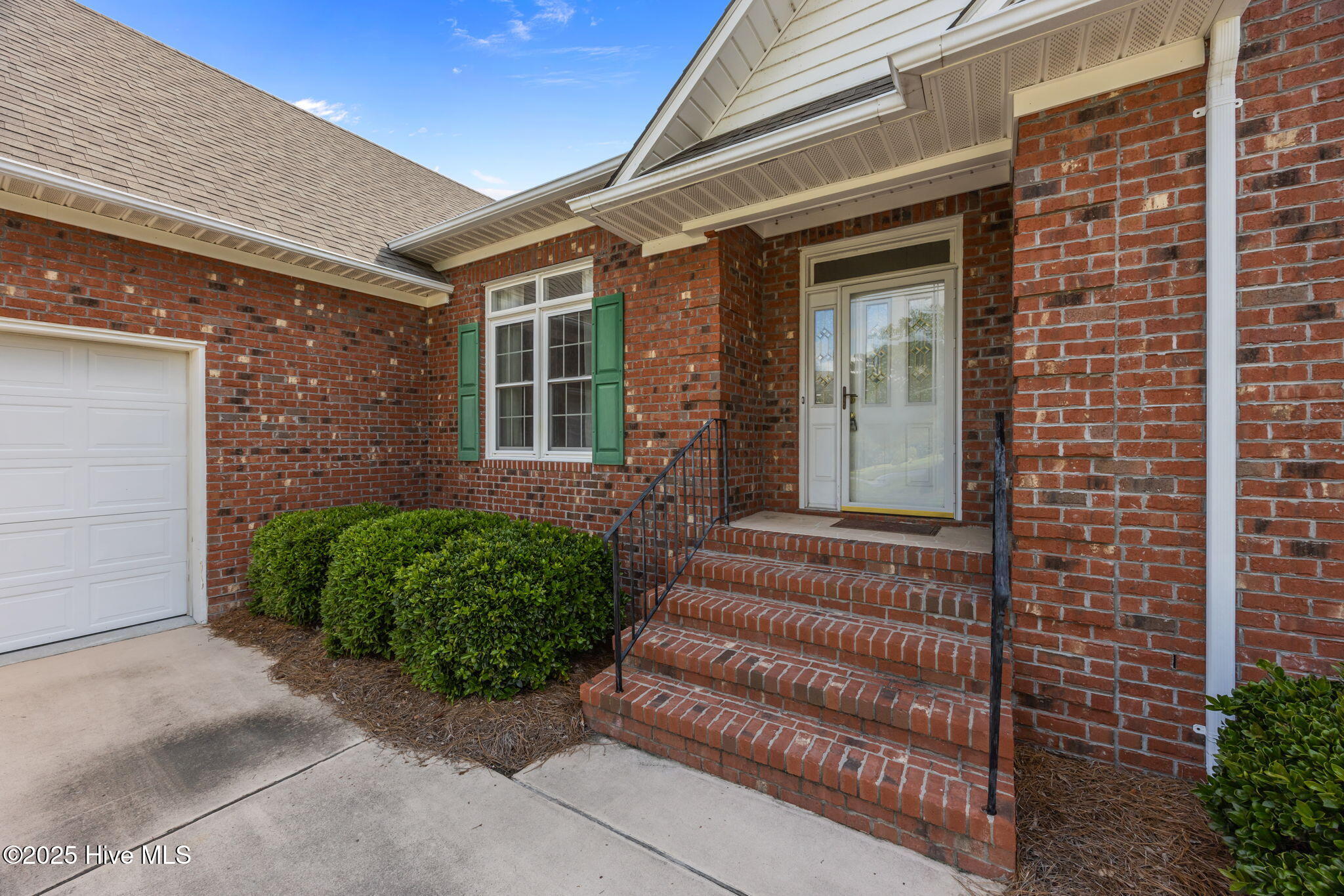 906 Runaway Bay