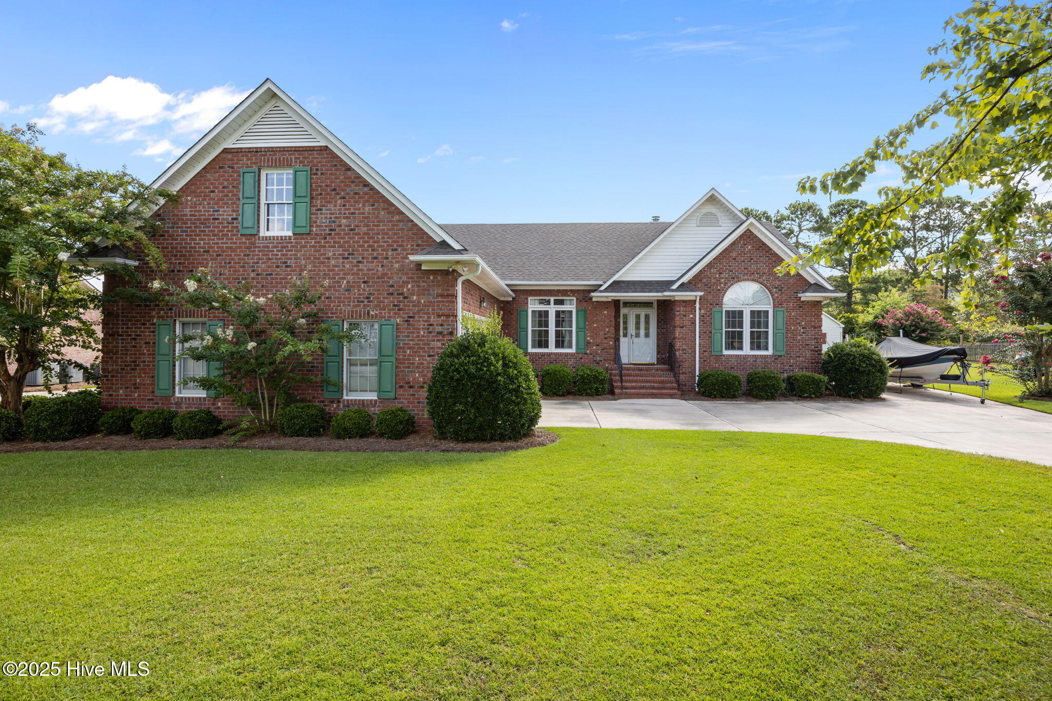 906 Runaway Bay