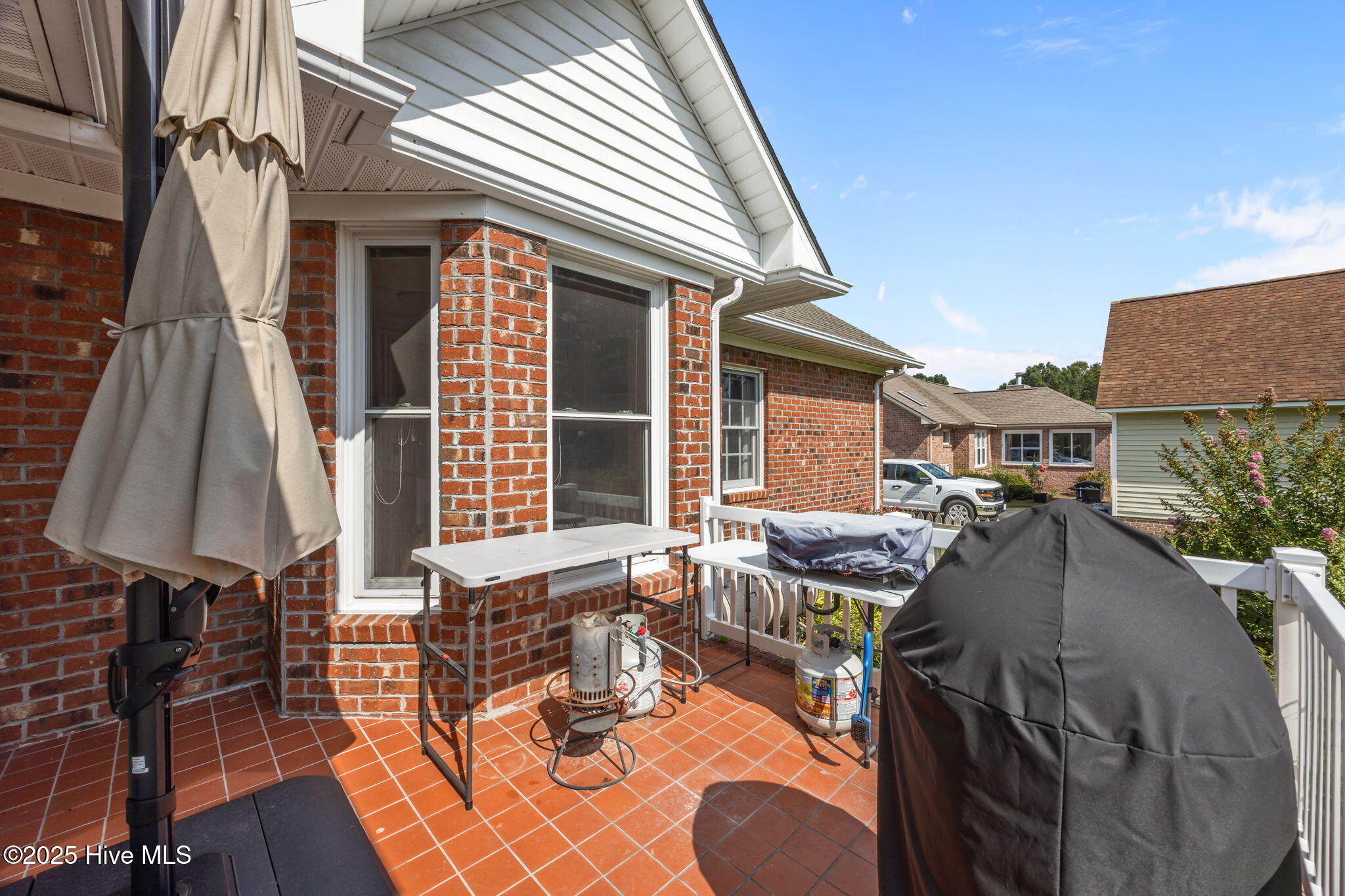 906 Runaway Bay