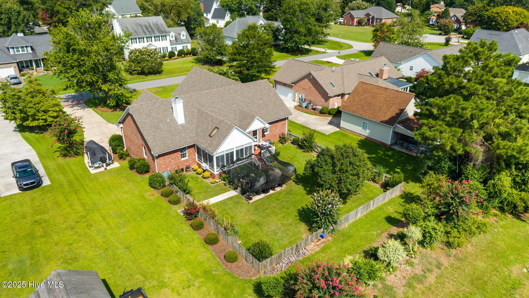 906 Runaway Bay