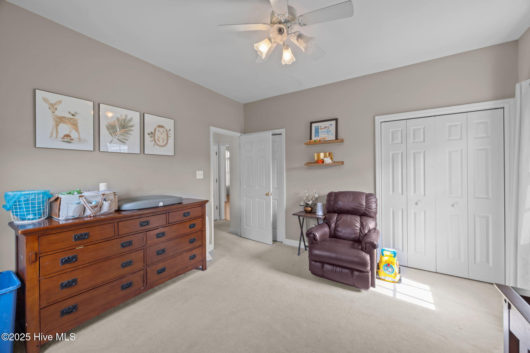 906 Runaway Bay